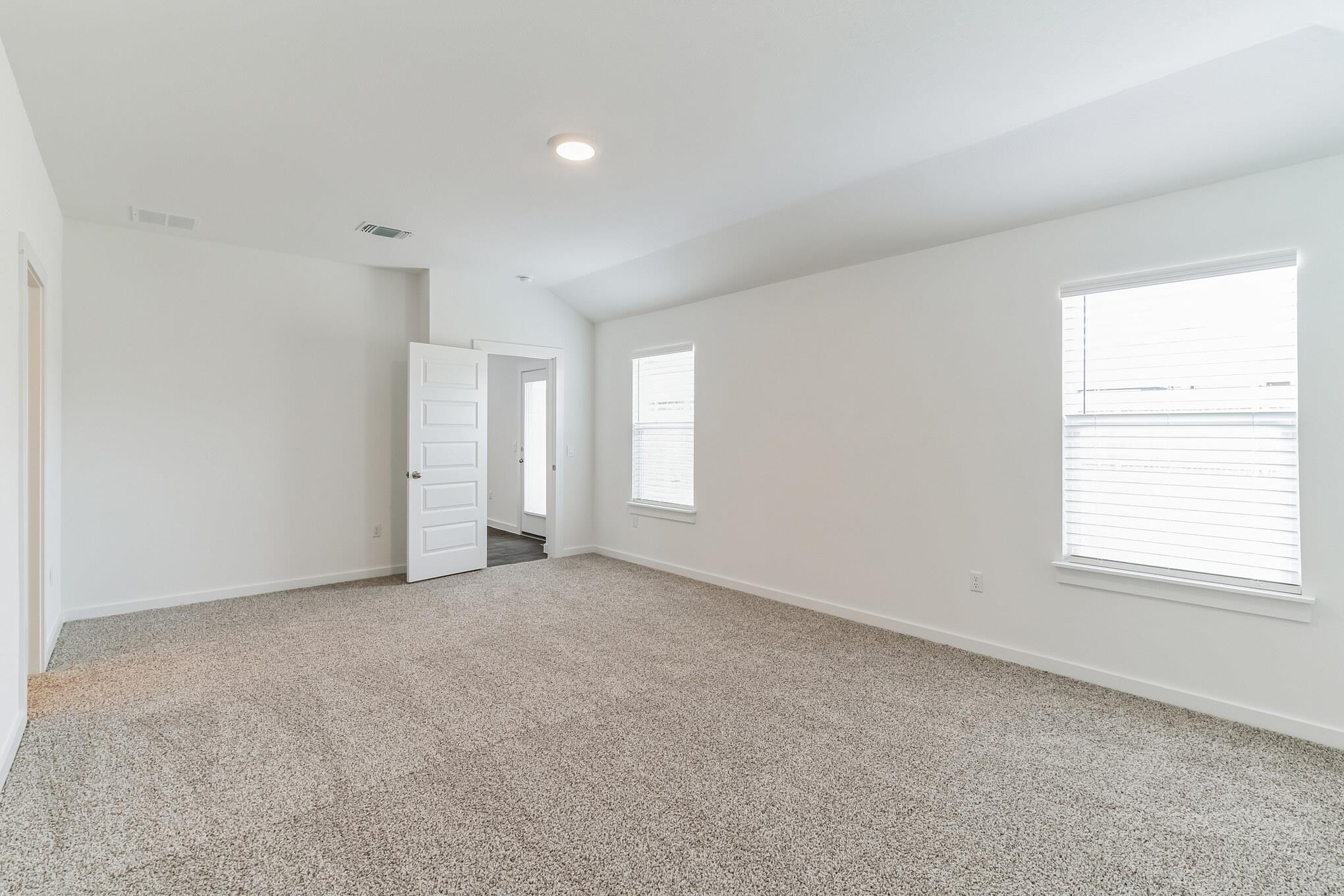 309 Pedernales Ln, Hutto, TX 78634