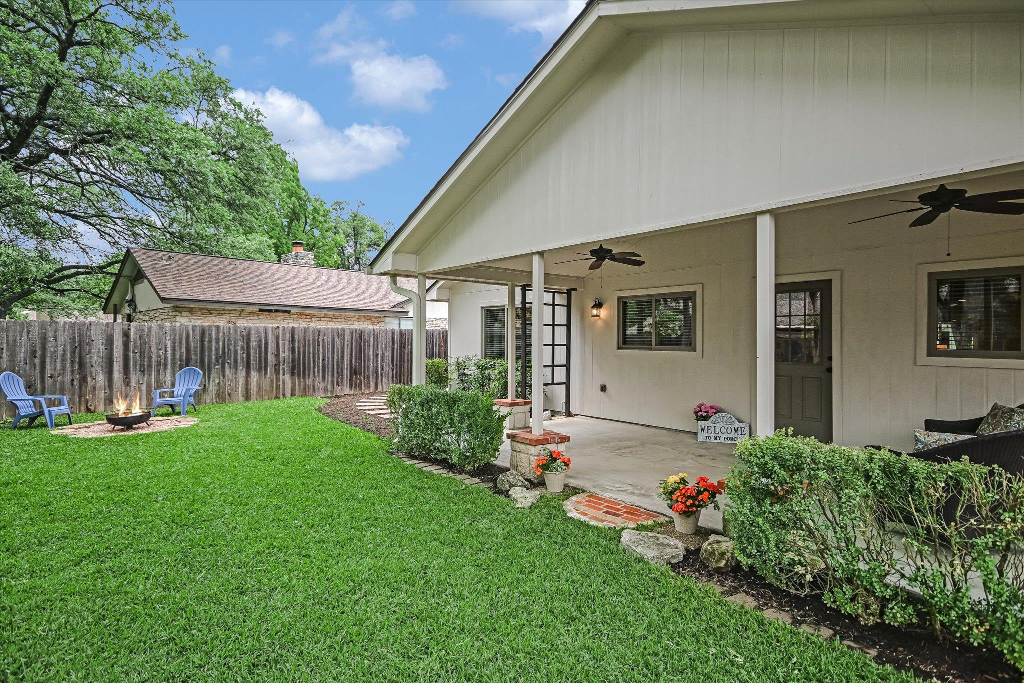 8602 Silver Ridge Dr, Austin, TX 78759