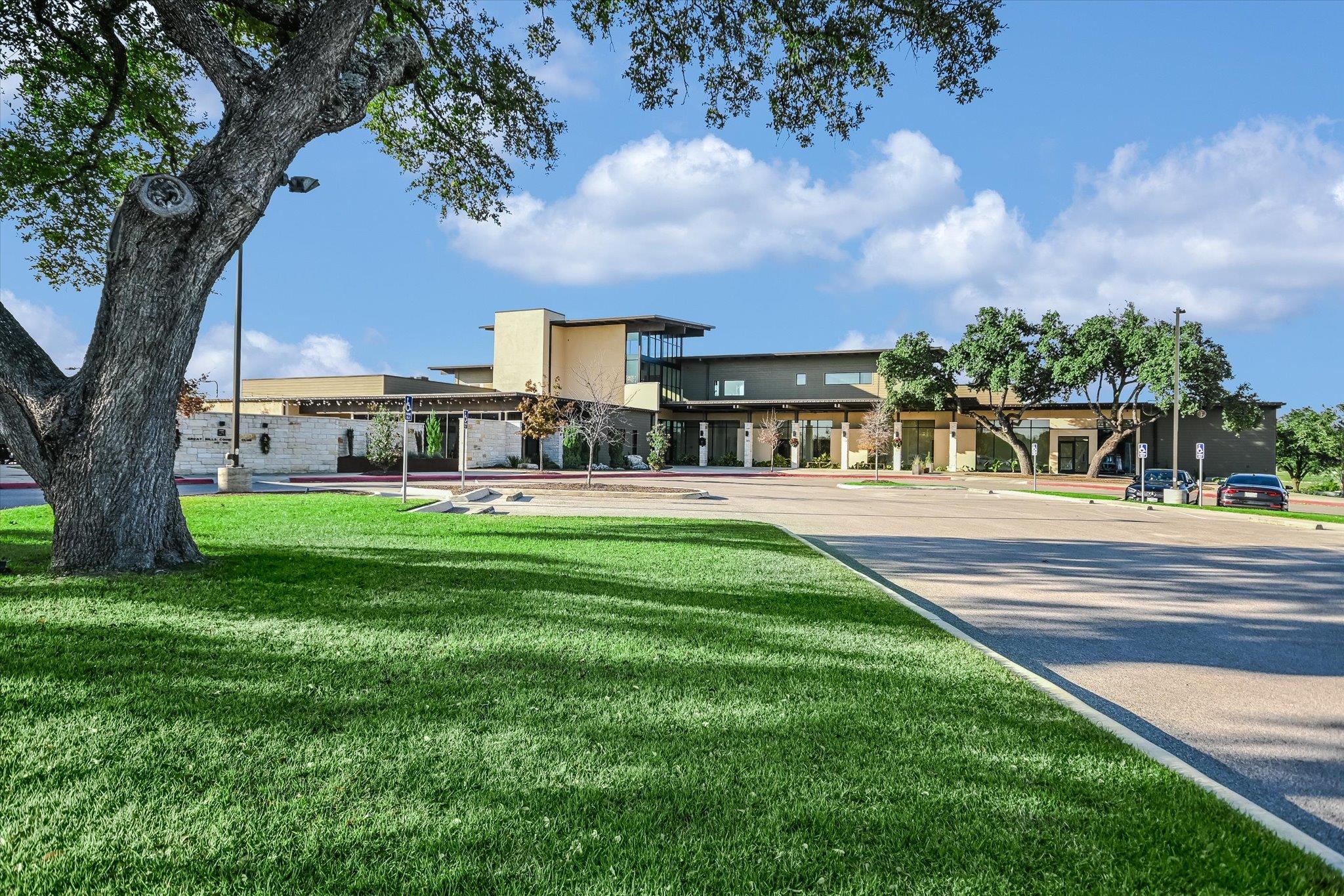 8602 Silver Ridge Dr, Austin, TX 78759