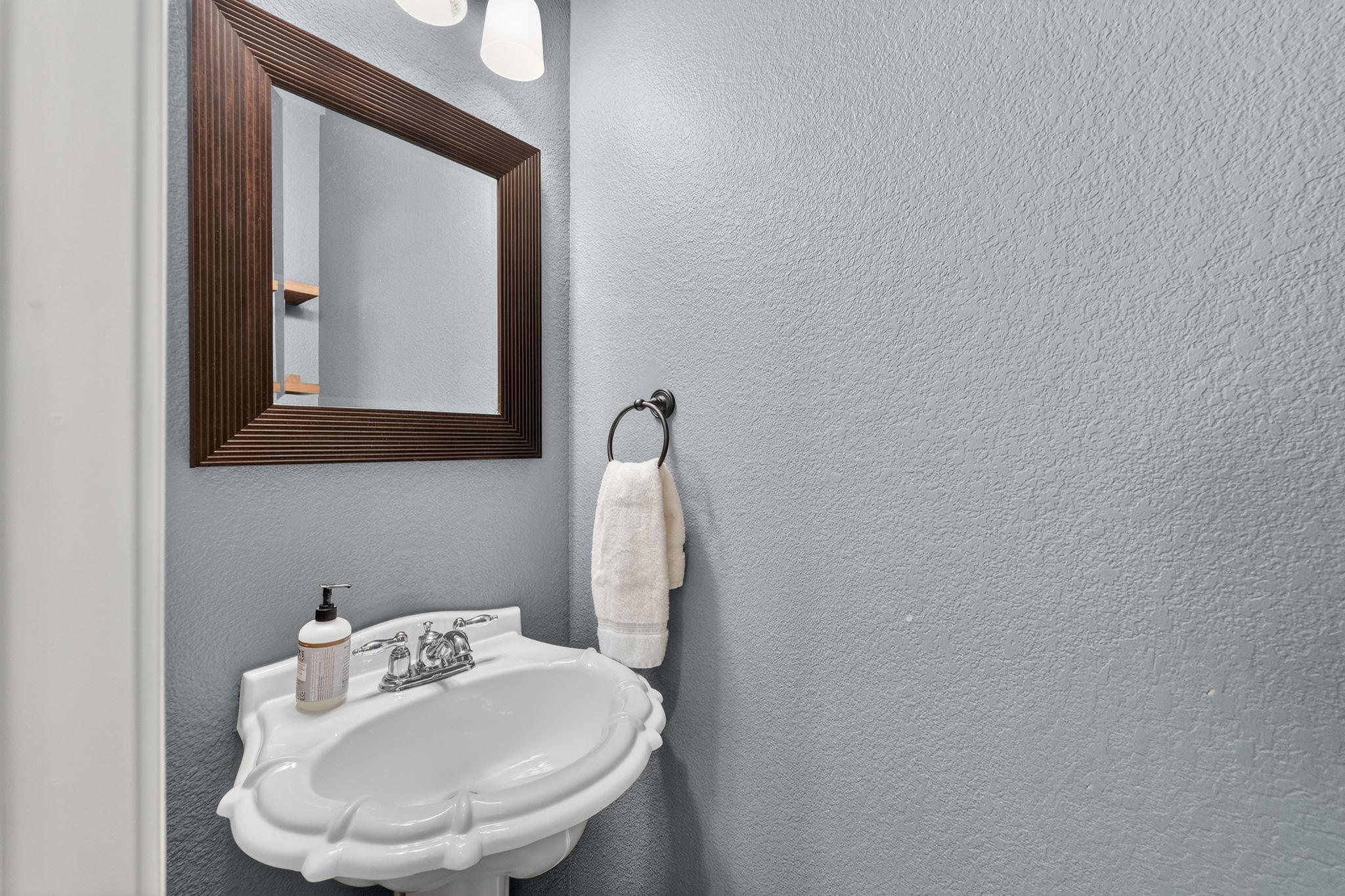 2402 Keepsake Dr, Austin, TX 78745