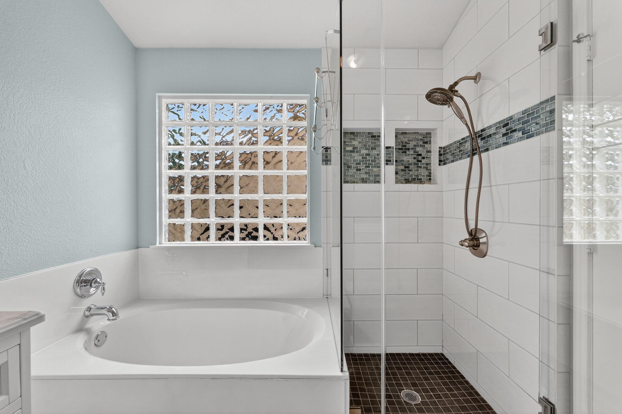 2402 Keepsake Dr, Austin, TX 78745