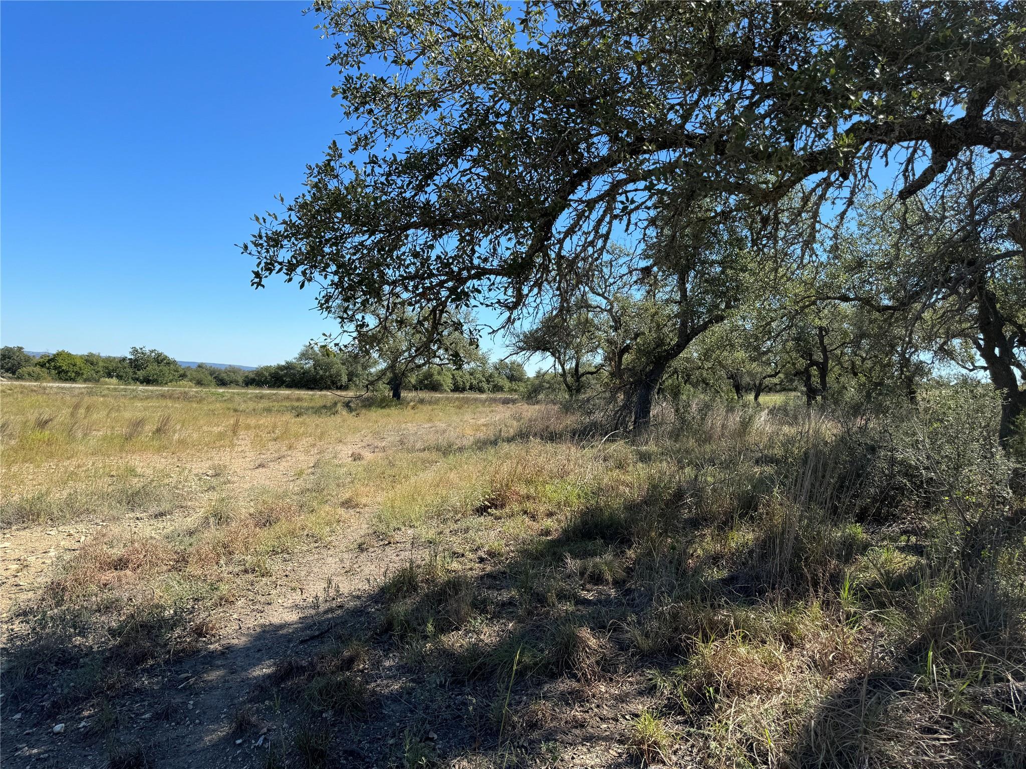 1717 Axis Cir, Fredericksburg, TX 78624