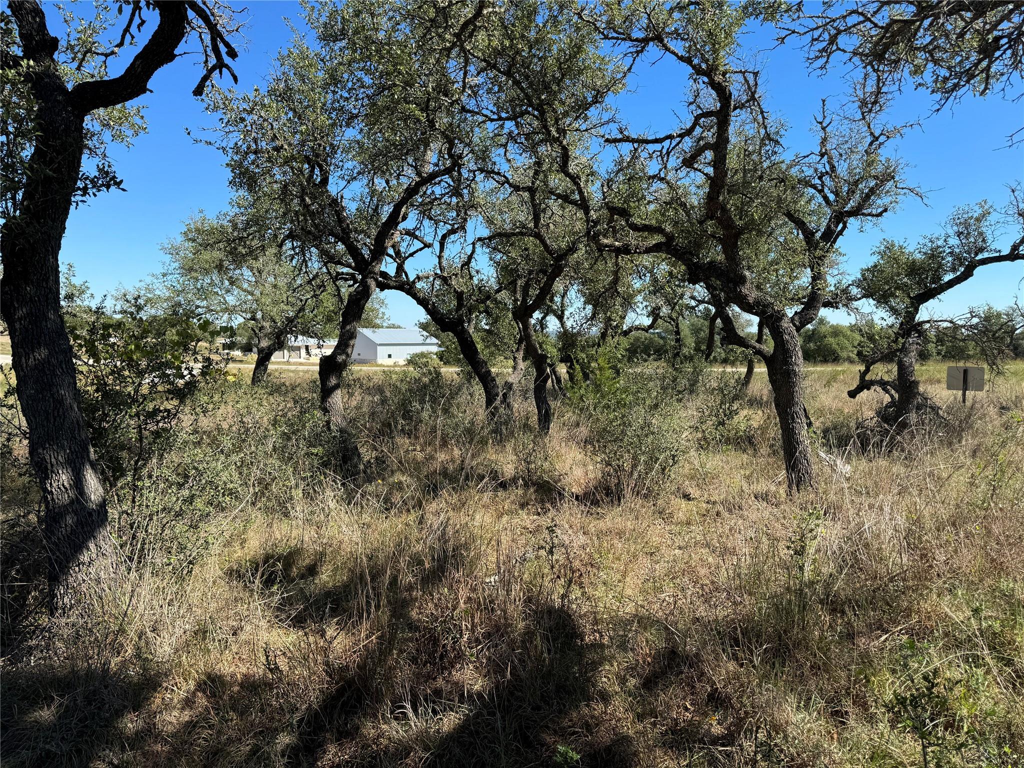 1717 Axis Cir, Fredericksburg, TX 78624