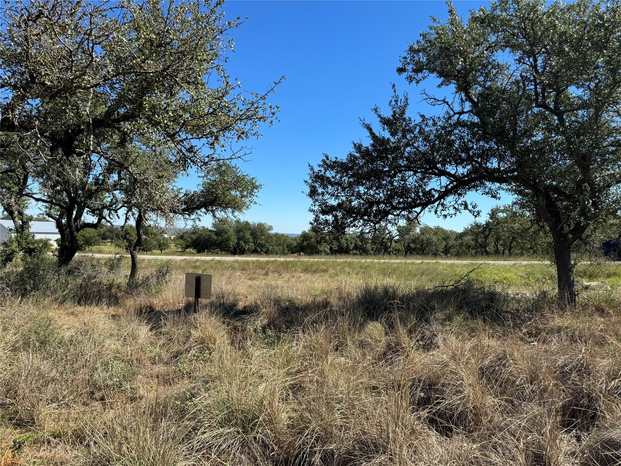 1717 Axis Cir, Fredericksburg, TX 78624