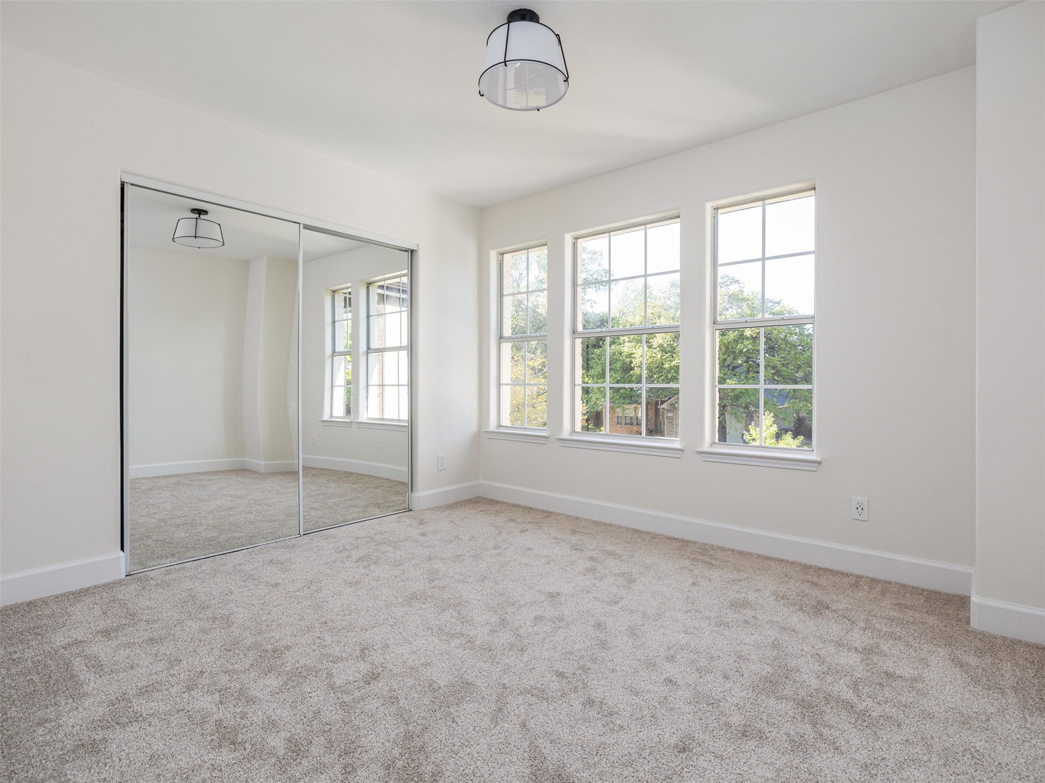 2419 Willow Way, Round Rock, TX 78664