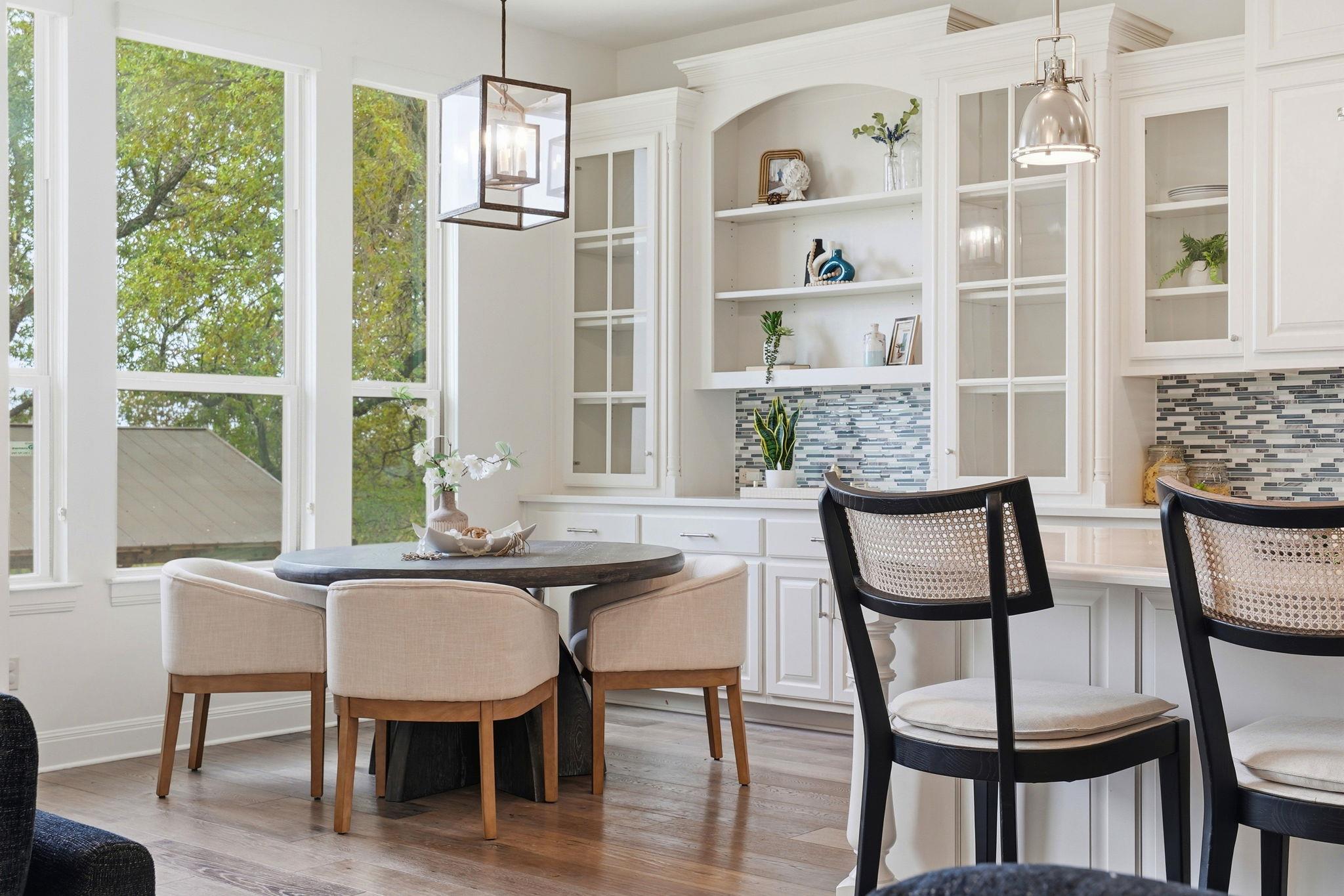 2420 Legend Trl, Leander, TX 78641