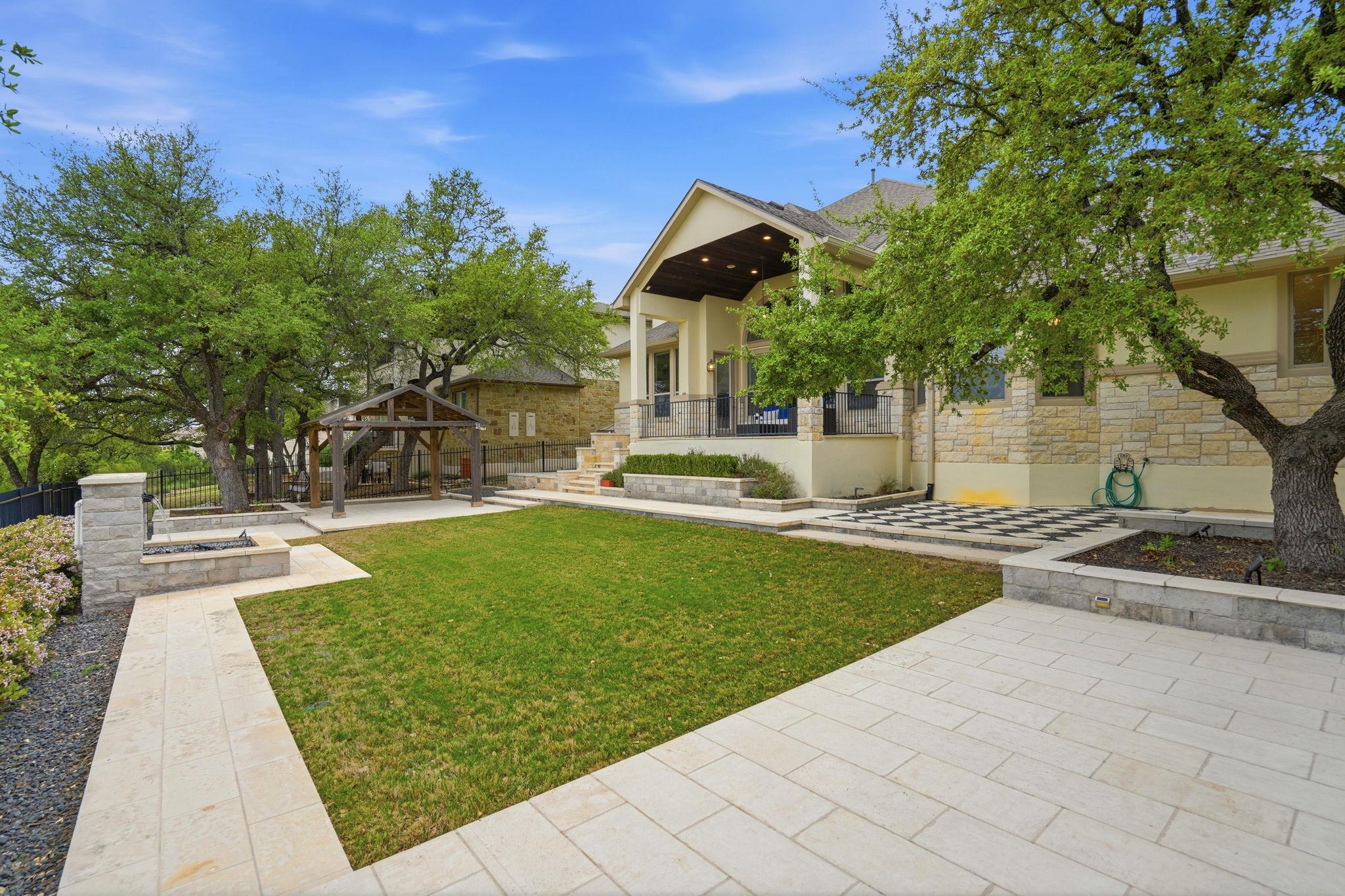 2420 Legend Trl, Leander, TX 78641