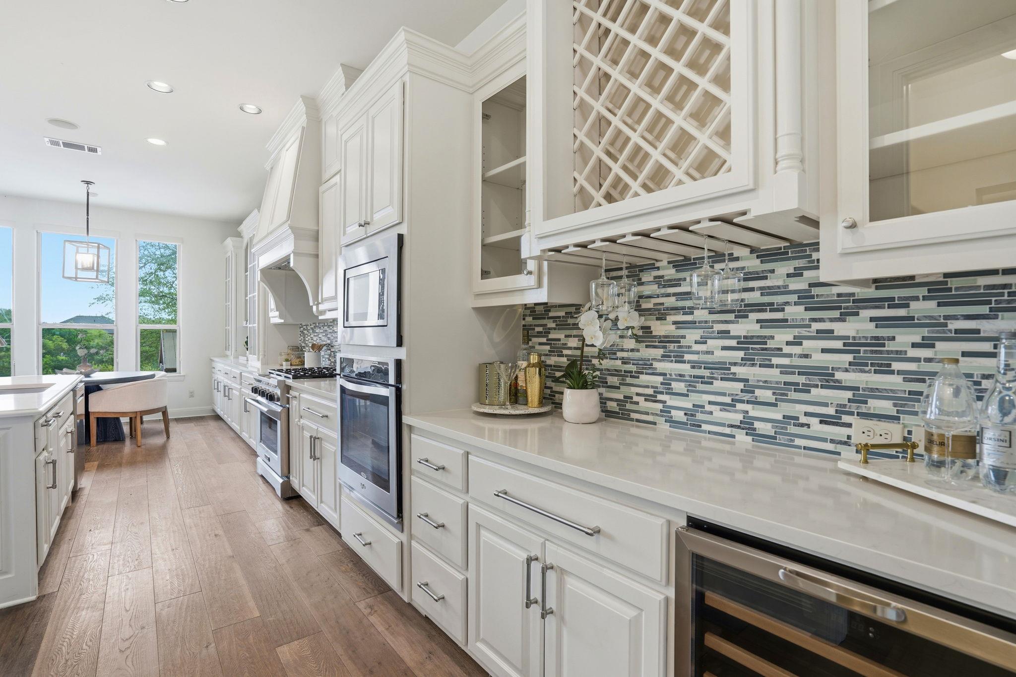 2420 Legend Trl, Leander, TX 78641