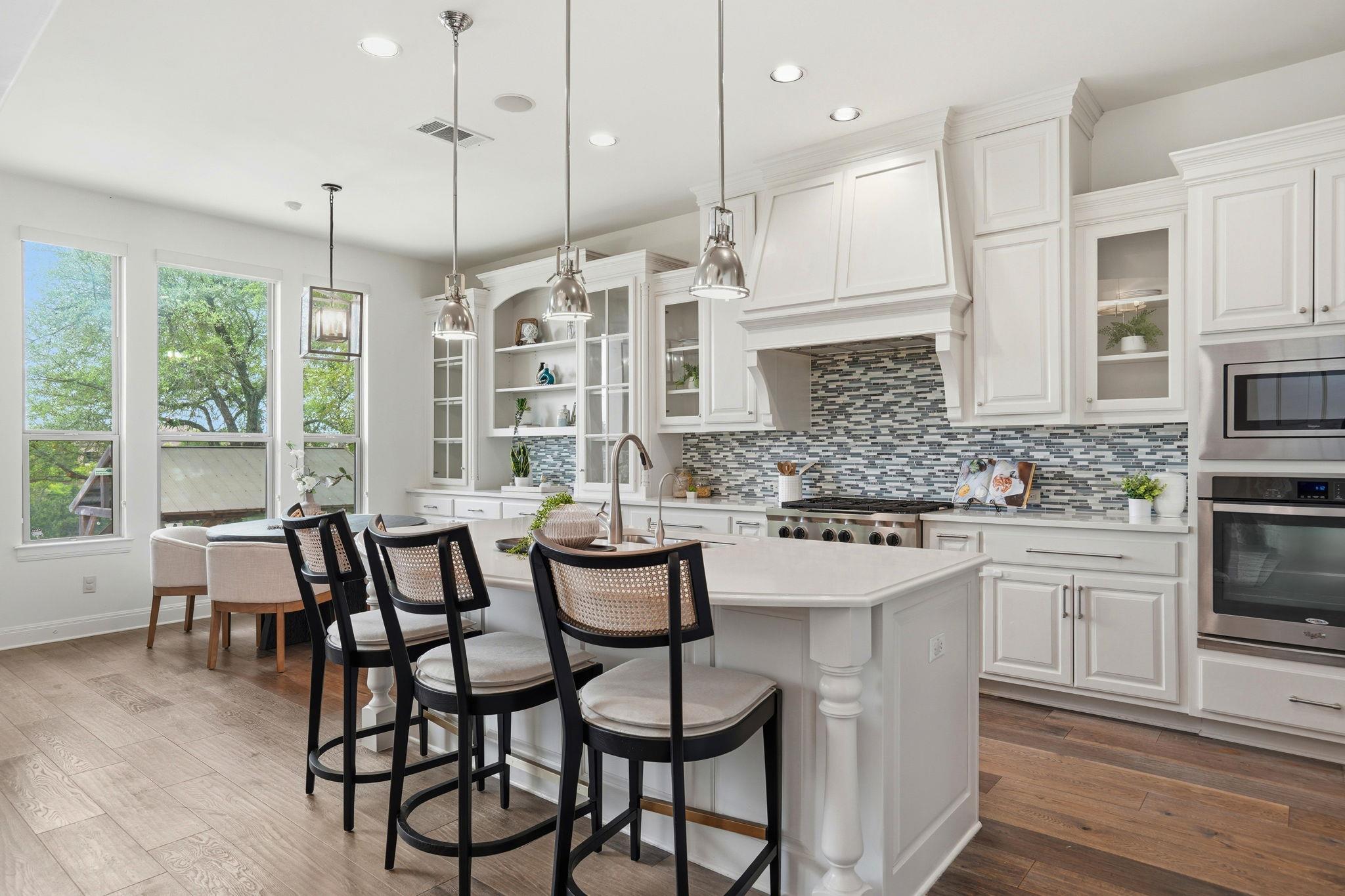 2420 Legend Trl, Leander, TX 78641