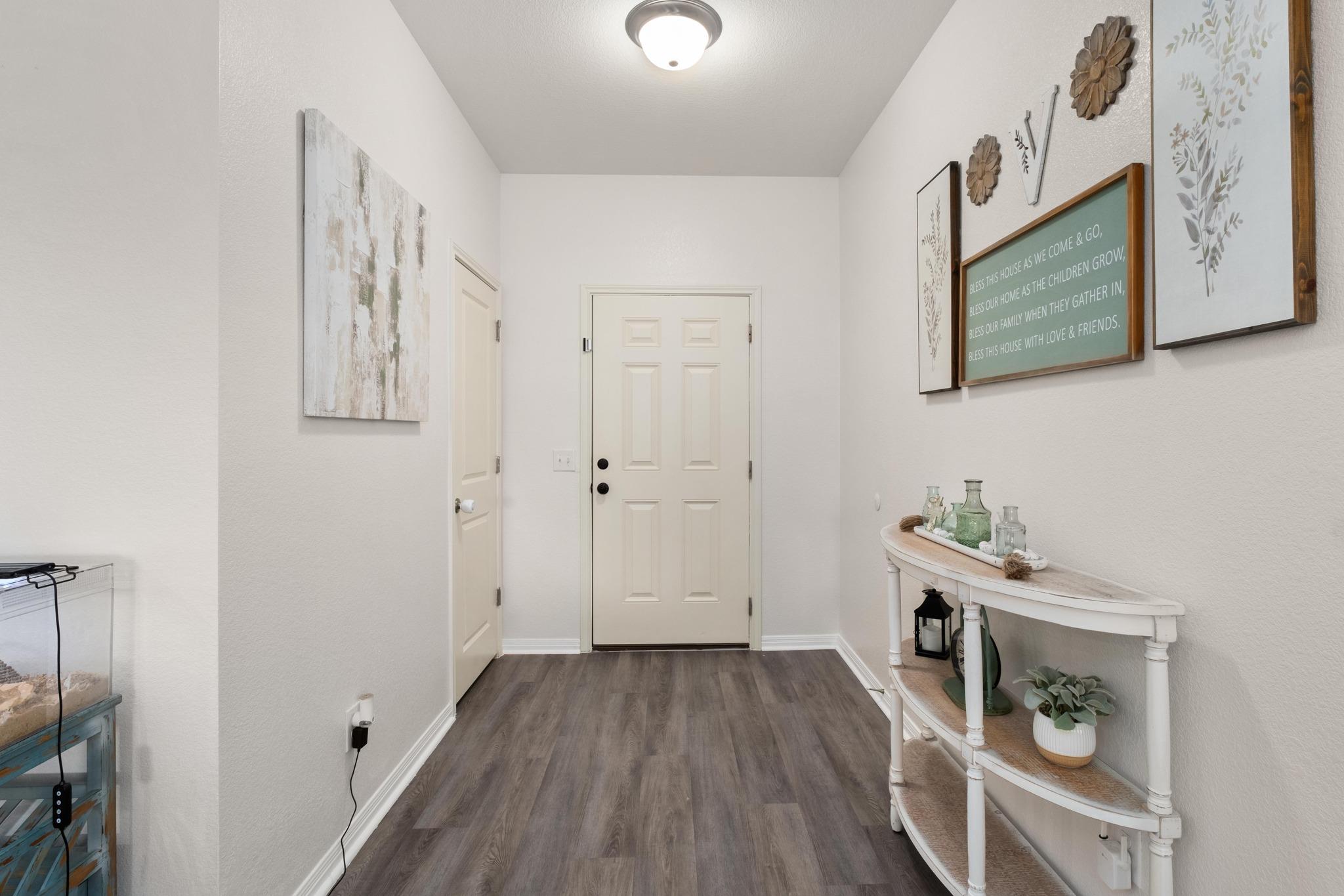 420 Seneca Loop, Kyle, TX 78640