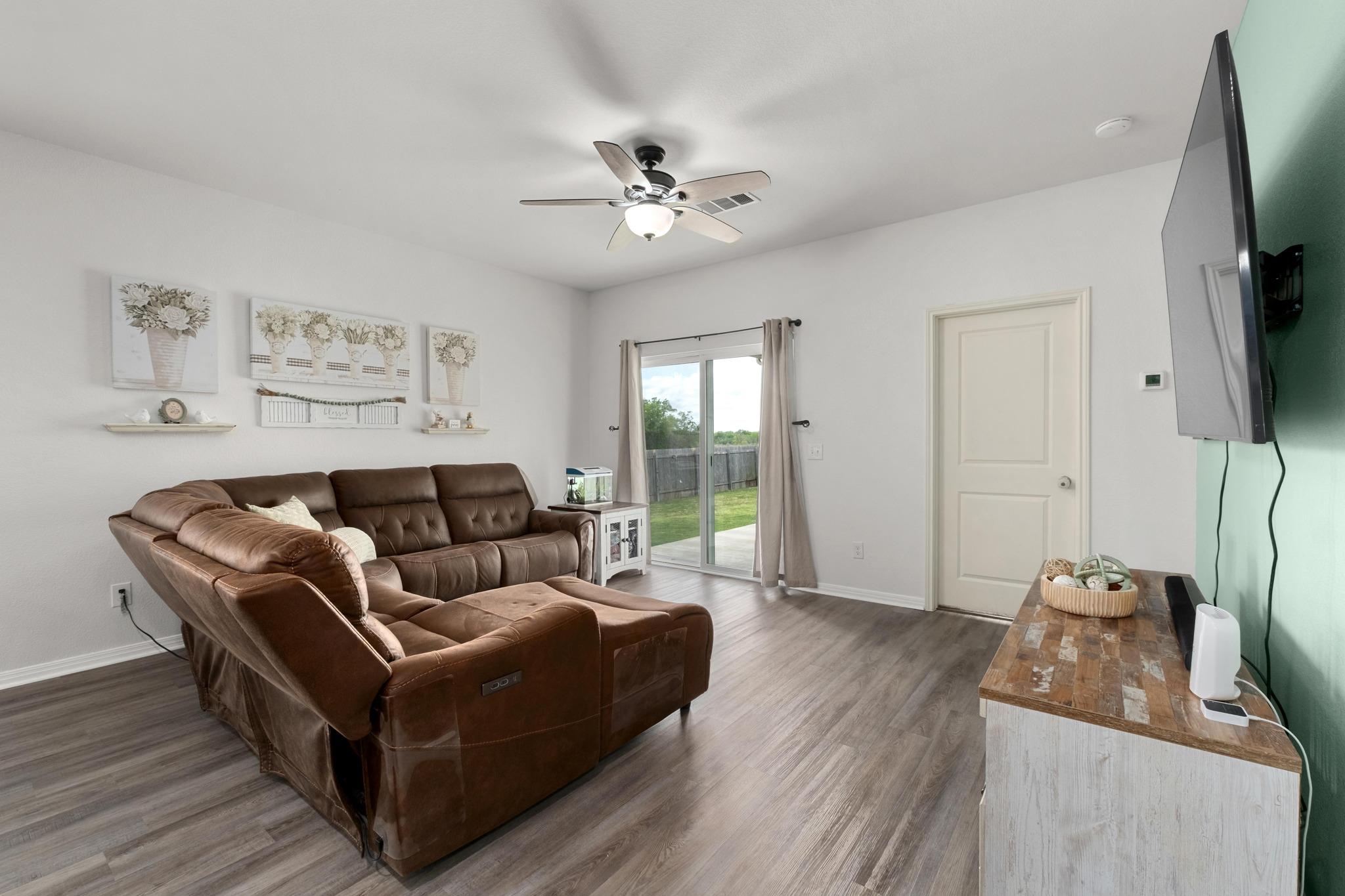 420 Seneca Loop, Kyle, TX 78640