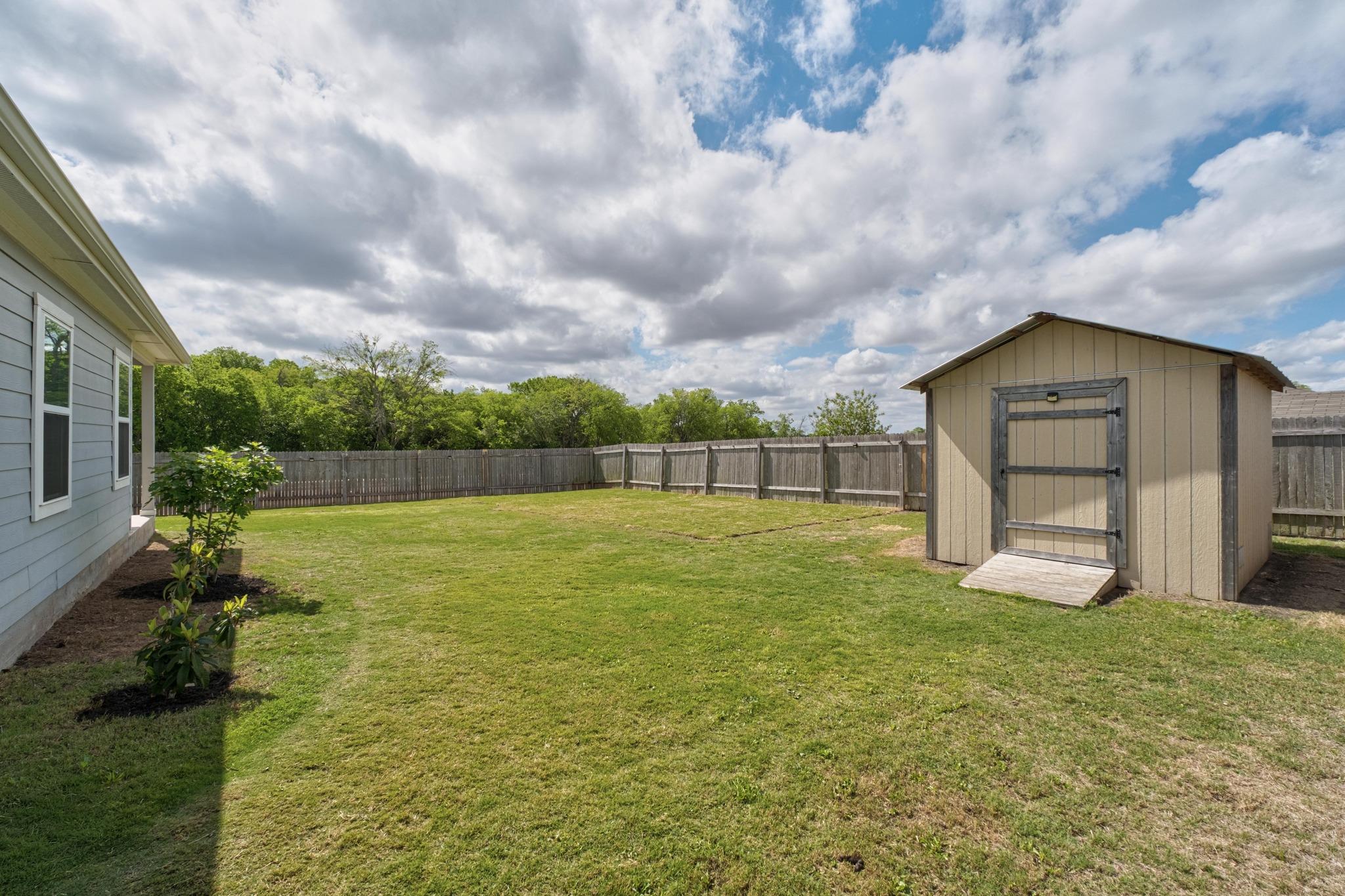 420 Seneca Loop, Kyle, TX 78640