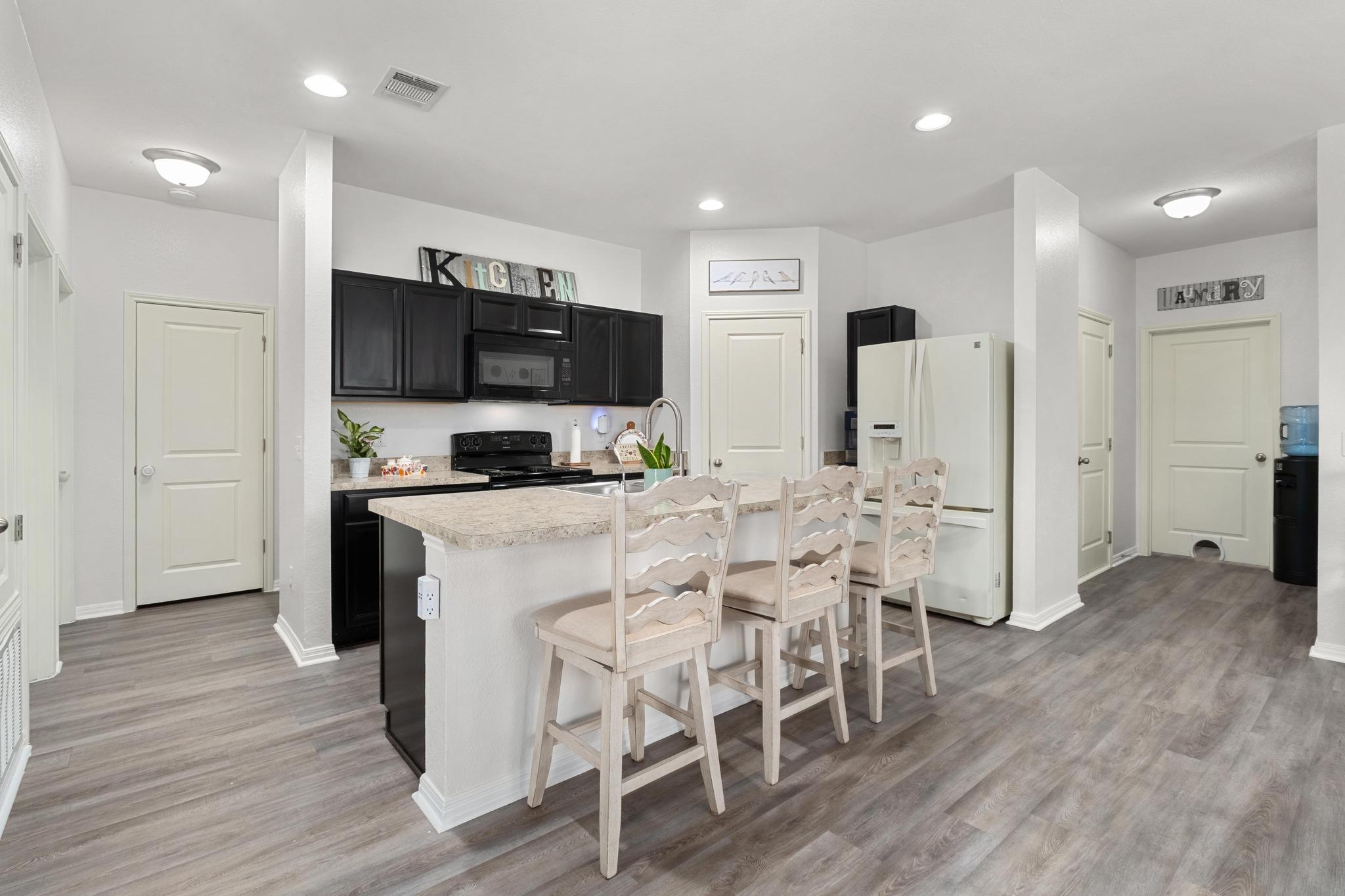 420 Seneca Loop, Kyle, TX 78640