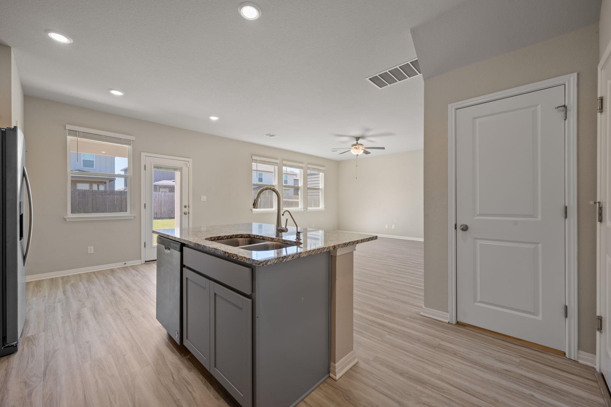 529 View Dr, Georgetown, TX 78628