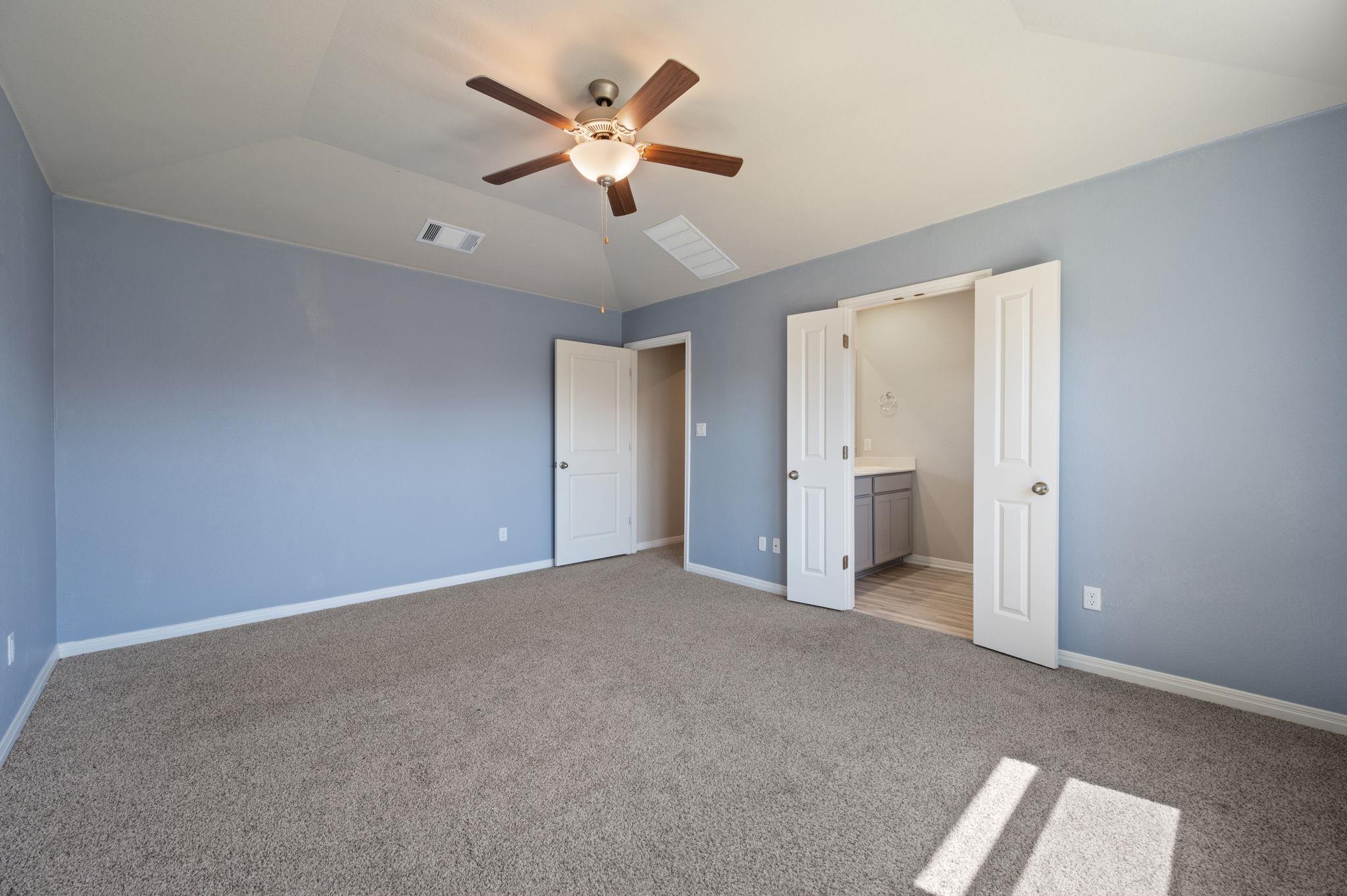 529 View Dr, Georgetown, TX 78628