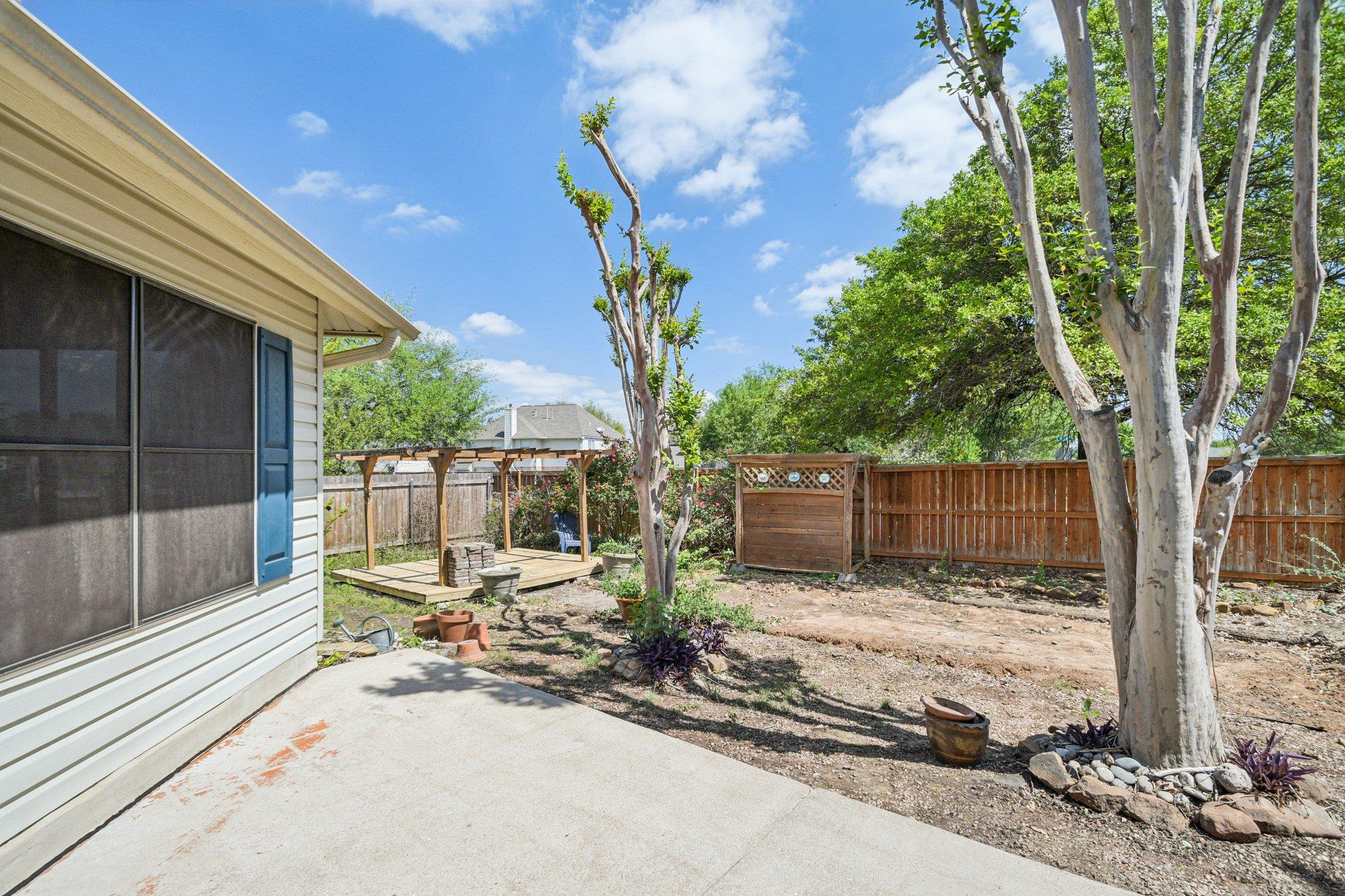 1815 Gunsight Dr, Round Rock, TX 78665