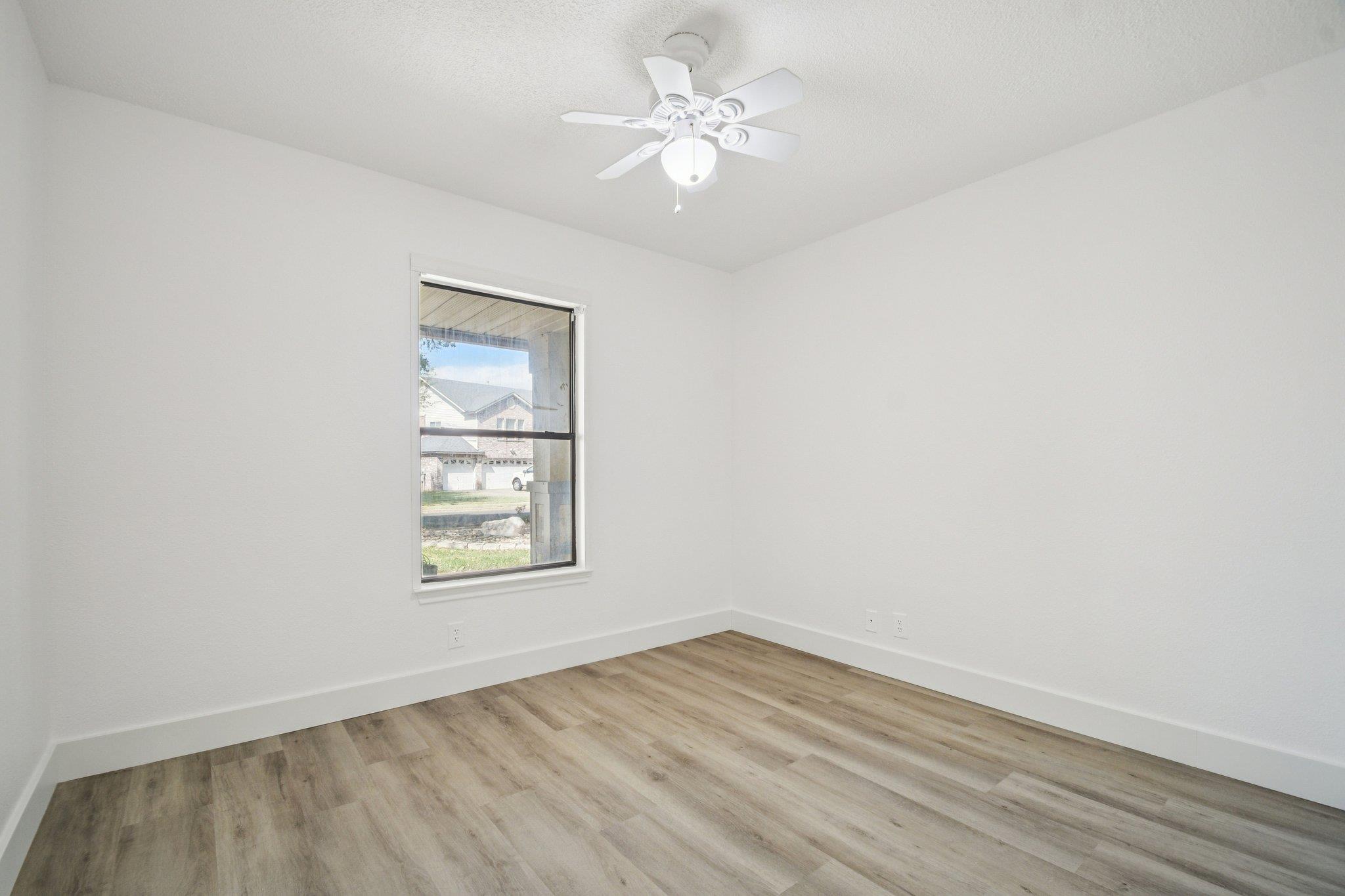 1815 Gunsight Dr, Round Rock, TX 78665