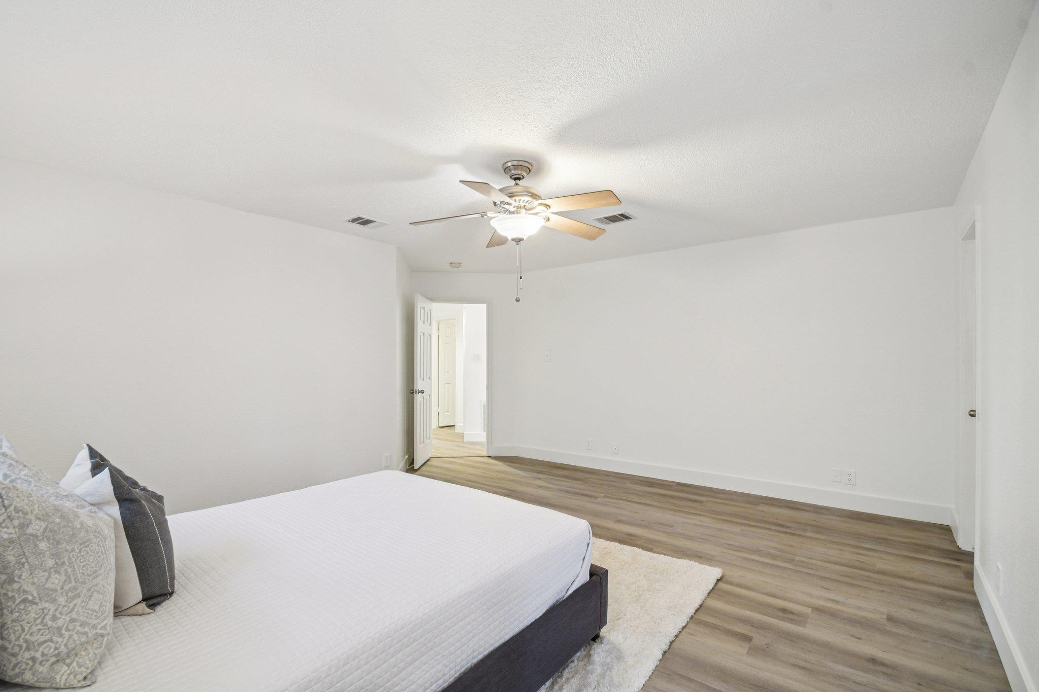 1815 Gunsight Dr, Round Rock, TX 78665