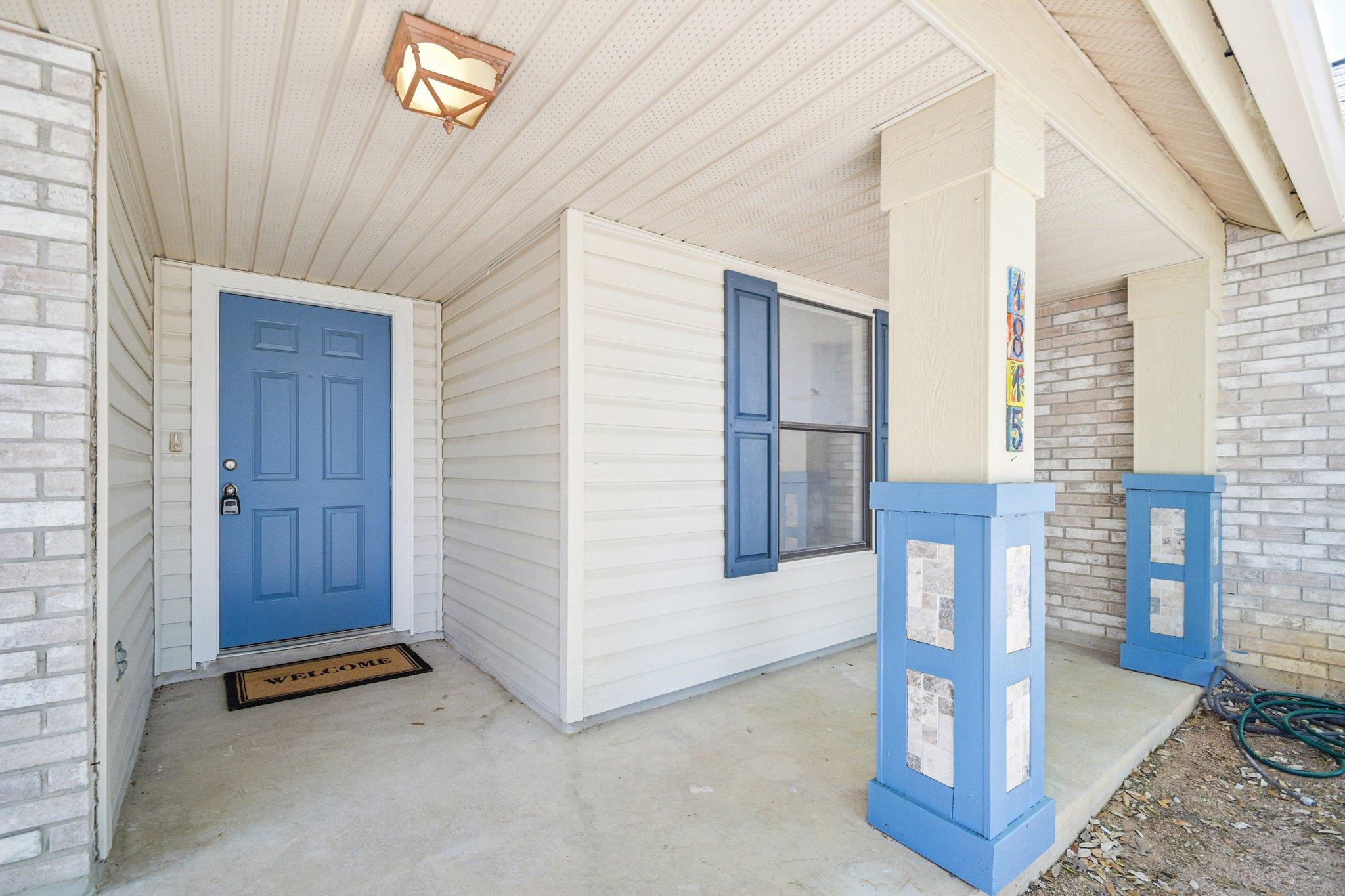 1815 Gunsight Dr, Round Rock, TX 78665