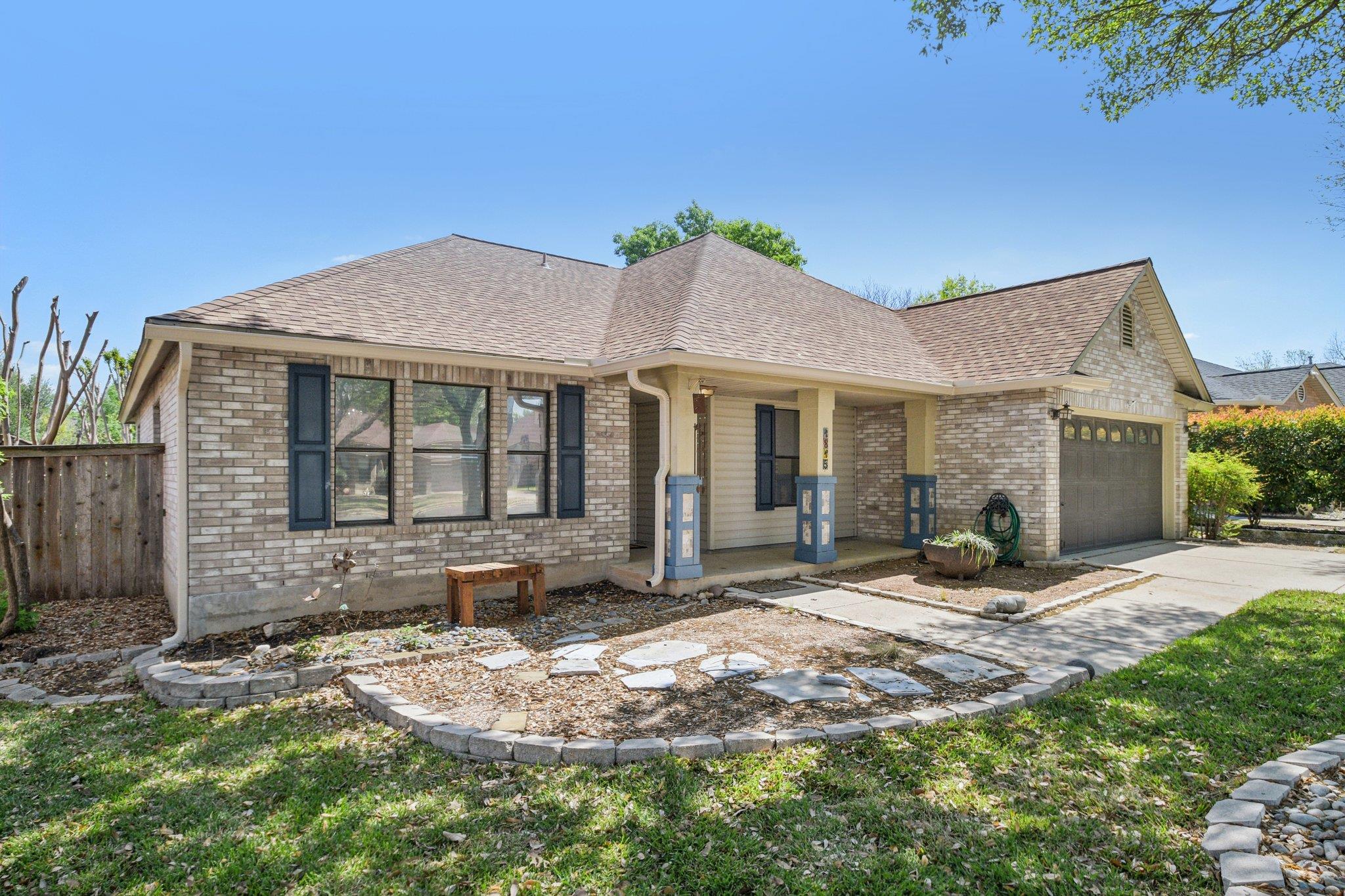 1815 Gunsight Dr, Round Rock, TX 78665