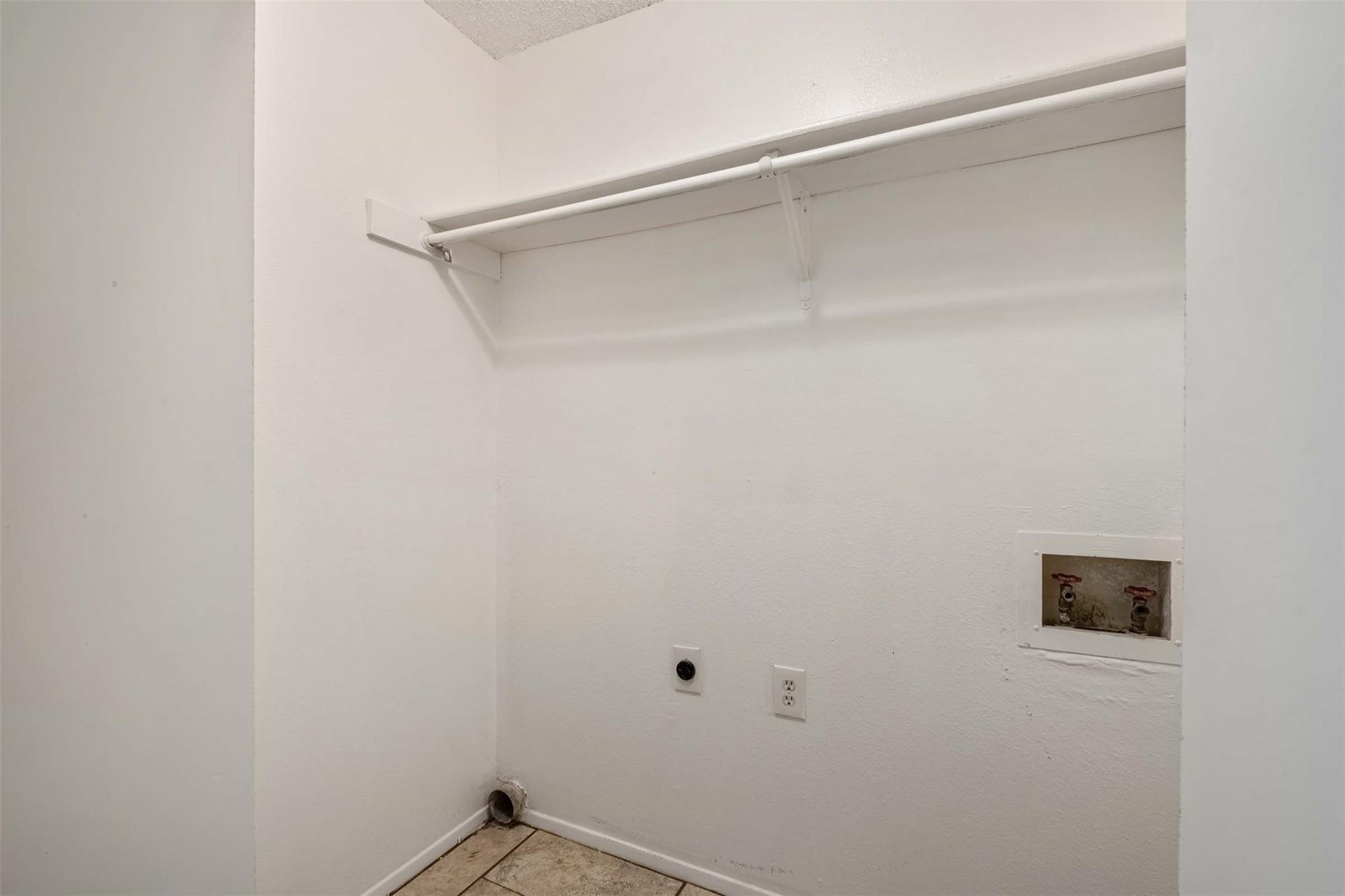 3904 Hudson Bend Rd, Austin, TX 78734