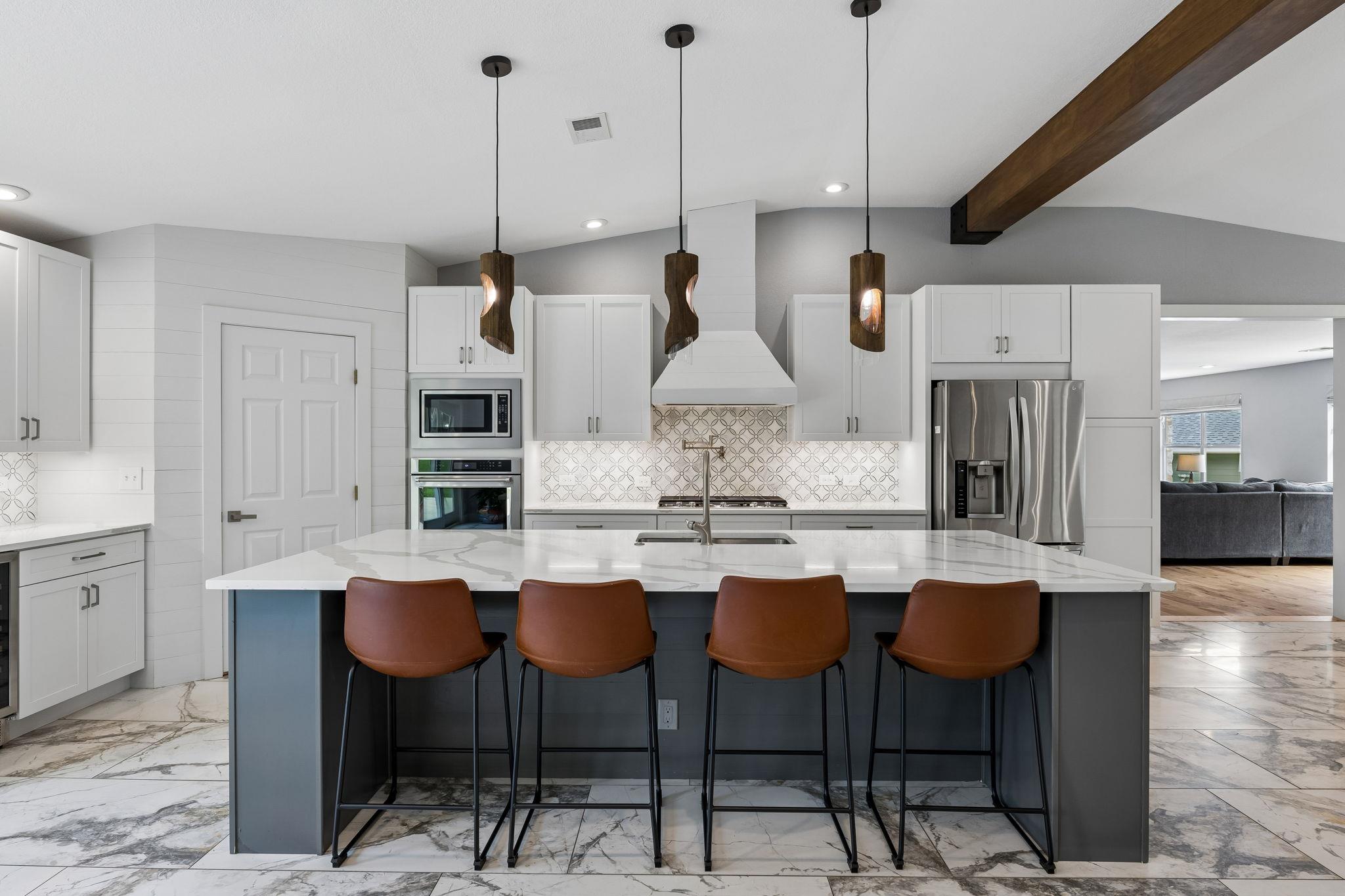 2101 Upper Branch Cv, Dripping Springs, TX 78620