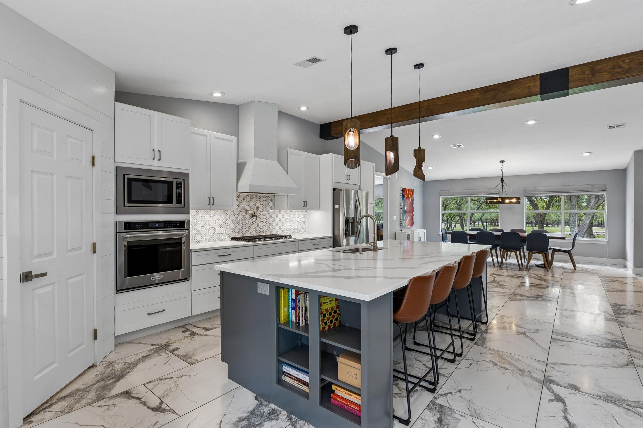 2101 Upper Branch Cv, Dripping Springs, TX 78620