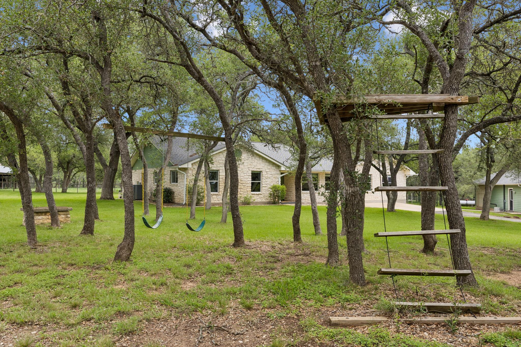 2101 Upper Branch Cv, Dripping Springs, TX 78620