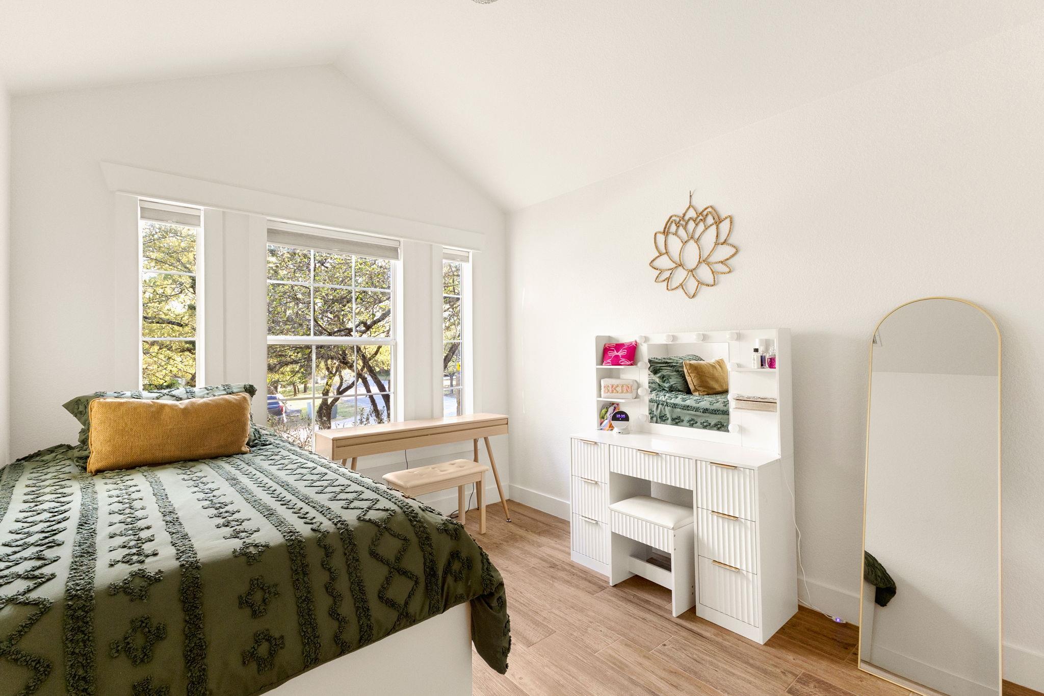 2 Crooked Arrow Ct, Wimberley, TX 78676