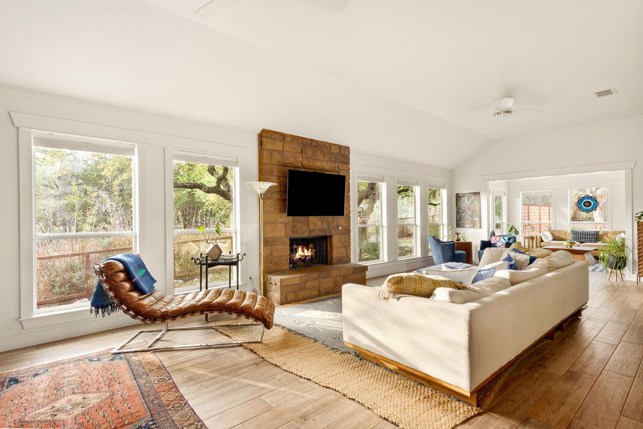 2 Crooked Arrow Ct, Wimberley, TX 78676