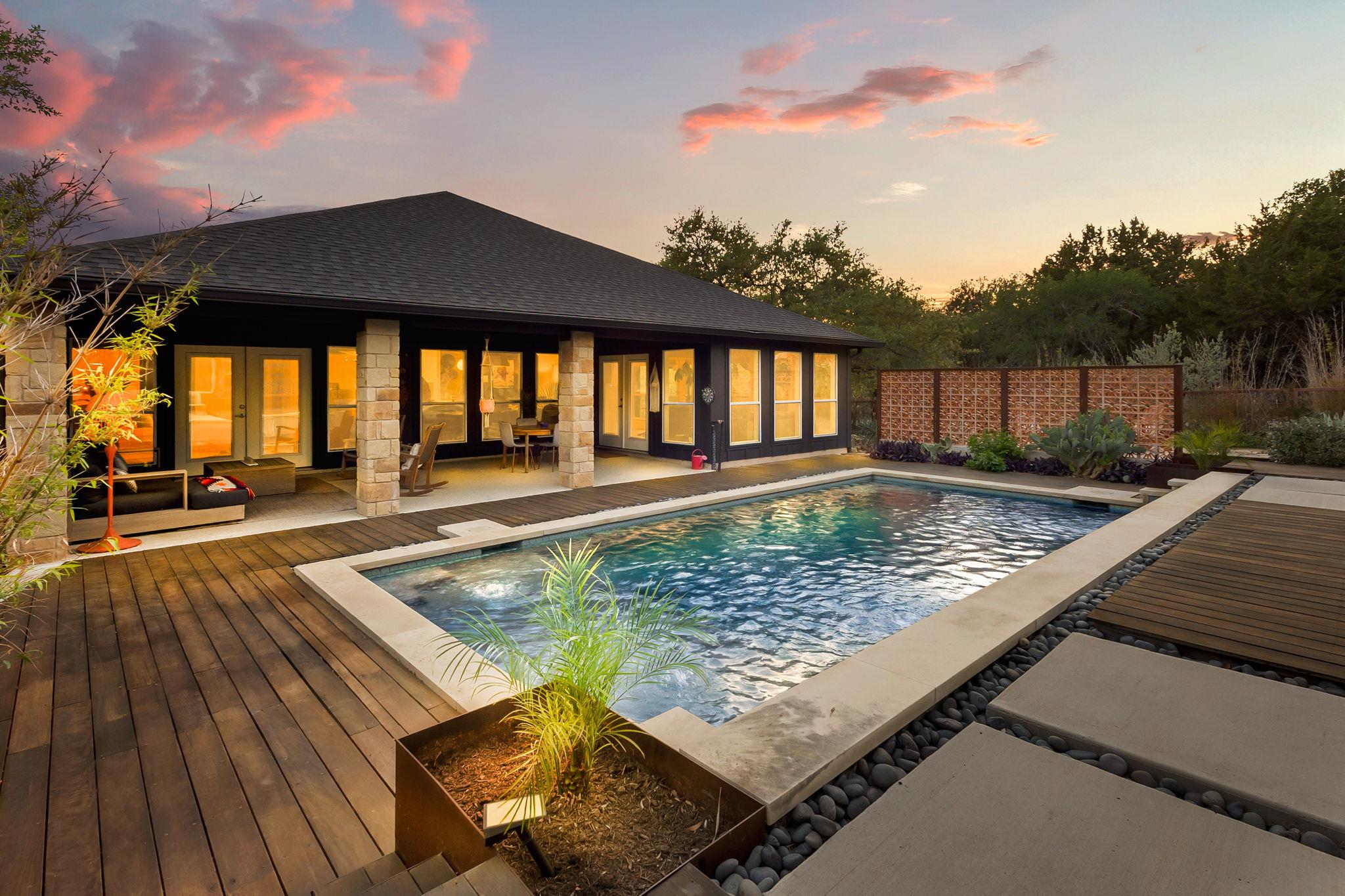 2 Crooked Arrow Ct, Wimberley, TX 78676