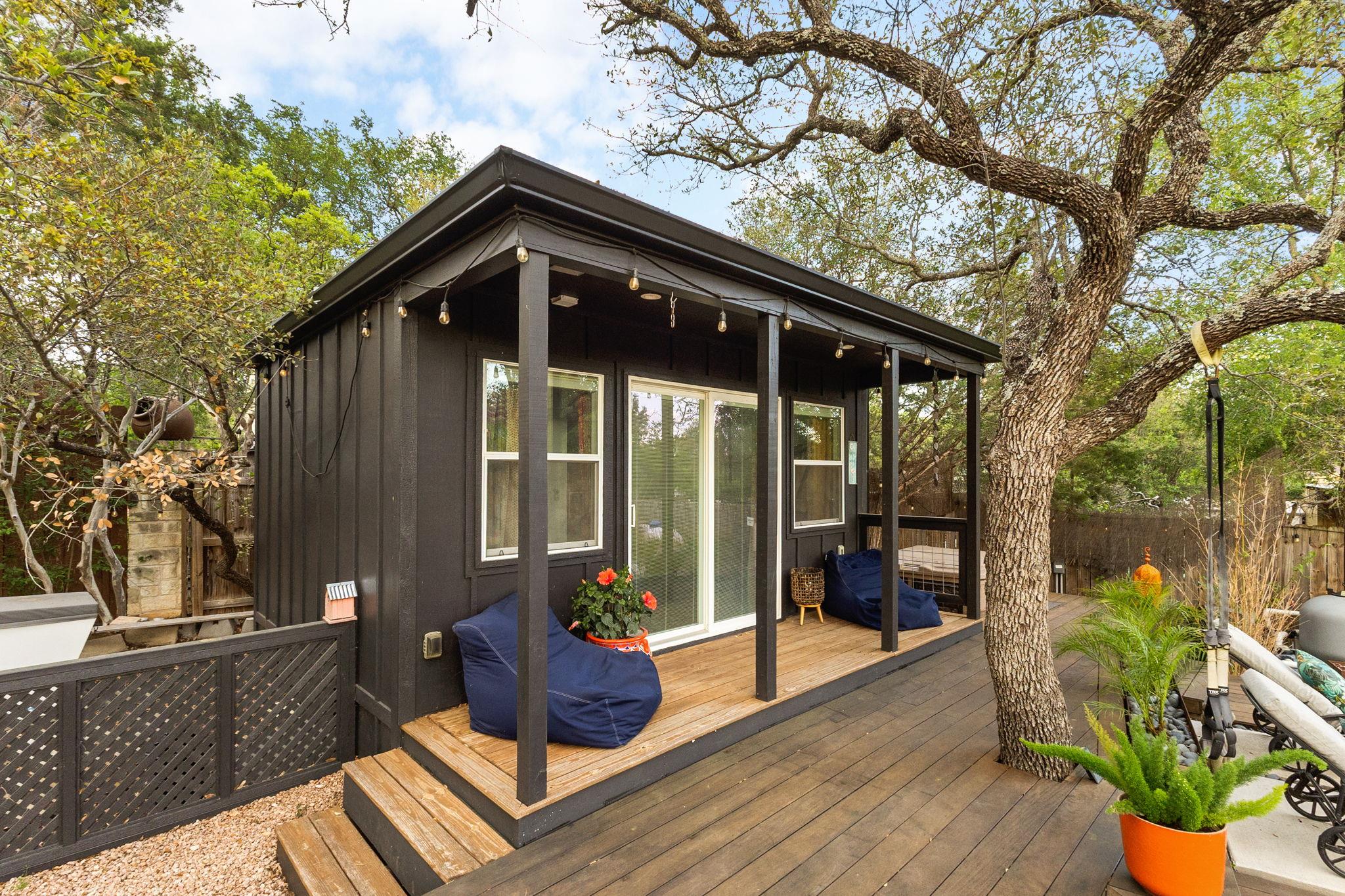 2 Crooked Arrow Ct, Wimberley, TX 78676