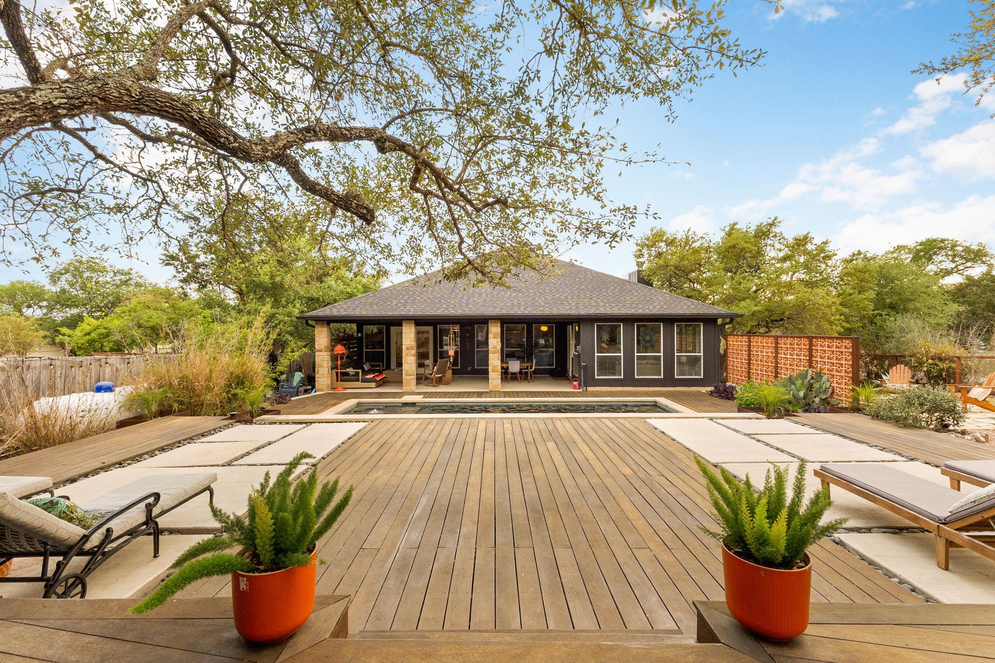 2 Crooked Arrow Ct, Wimberley, TX 78676