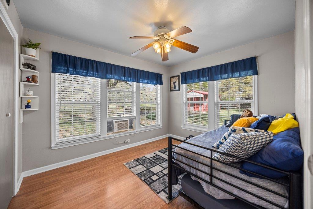 312 Gerald Dr, Blanco, TX 78606