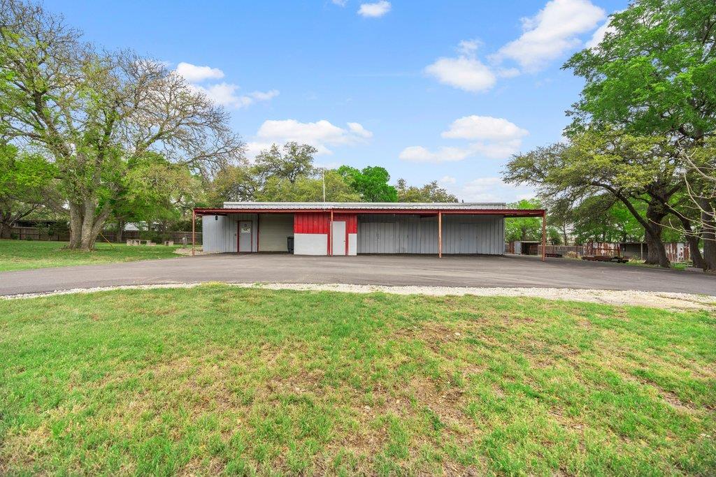 312 Gerald Dr, Blanco, TX 78606