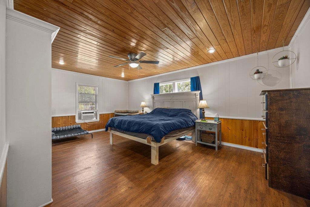 312 Gerald Dr, Blanco, TX 78606