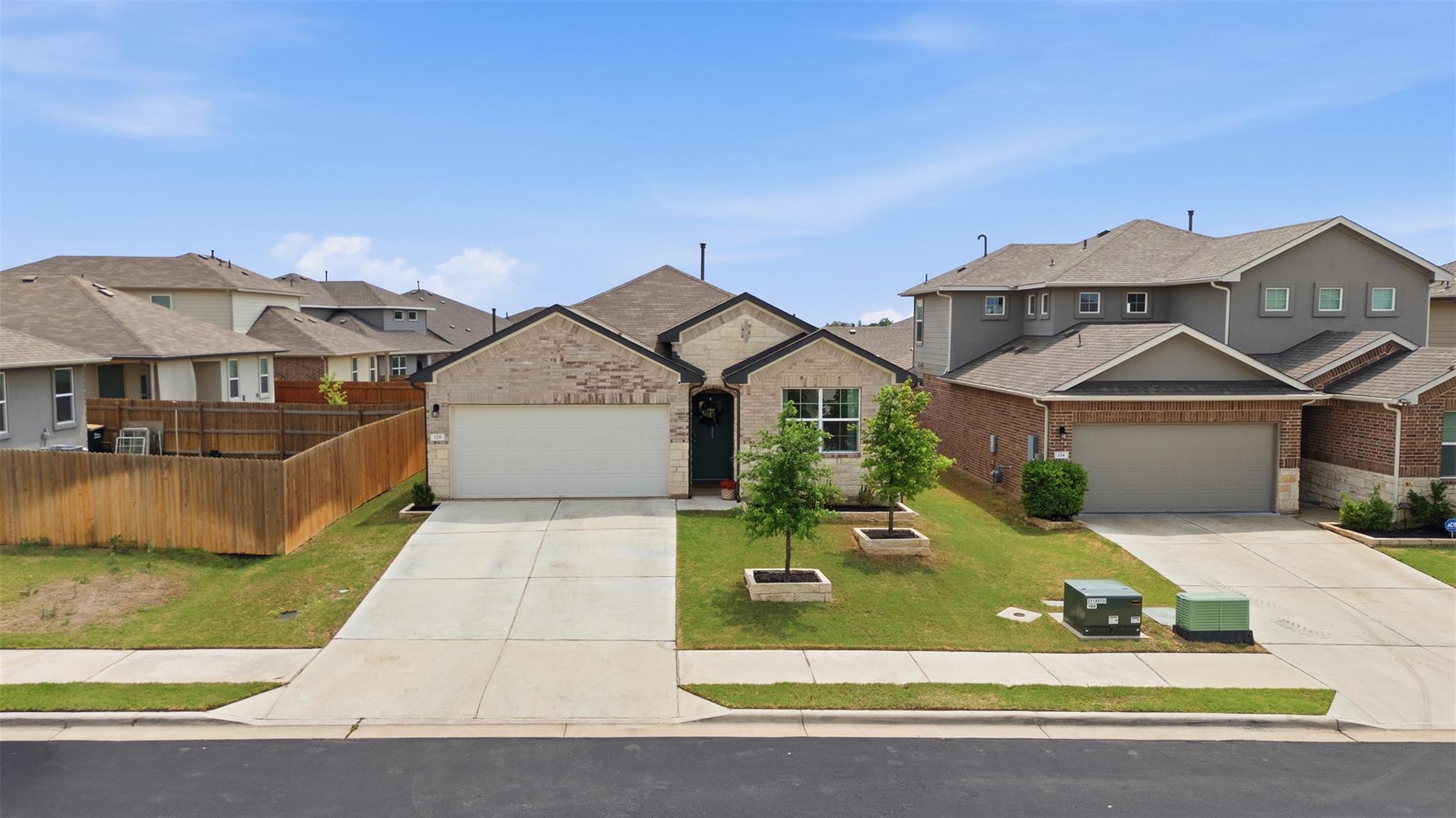 128 Finley Rae Dr, Georgetown, TX 78626