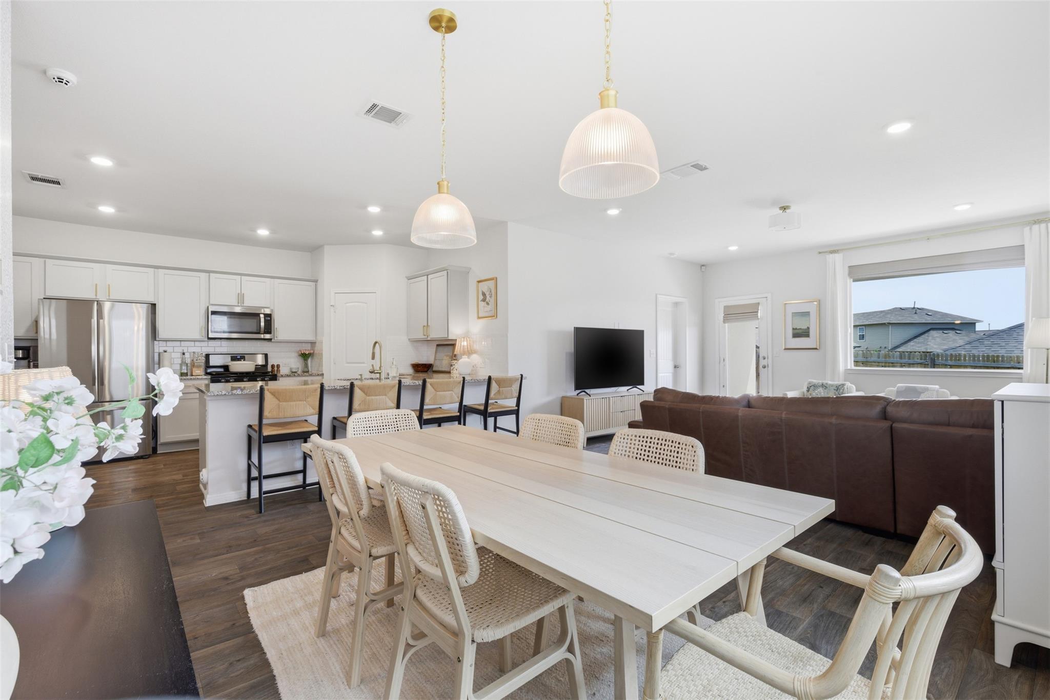 128 Finley Rae Dr, Georgetown, TX 78626