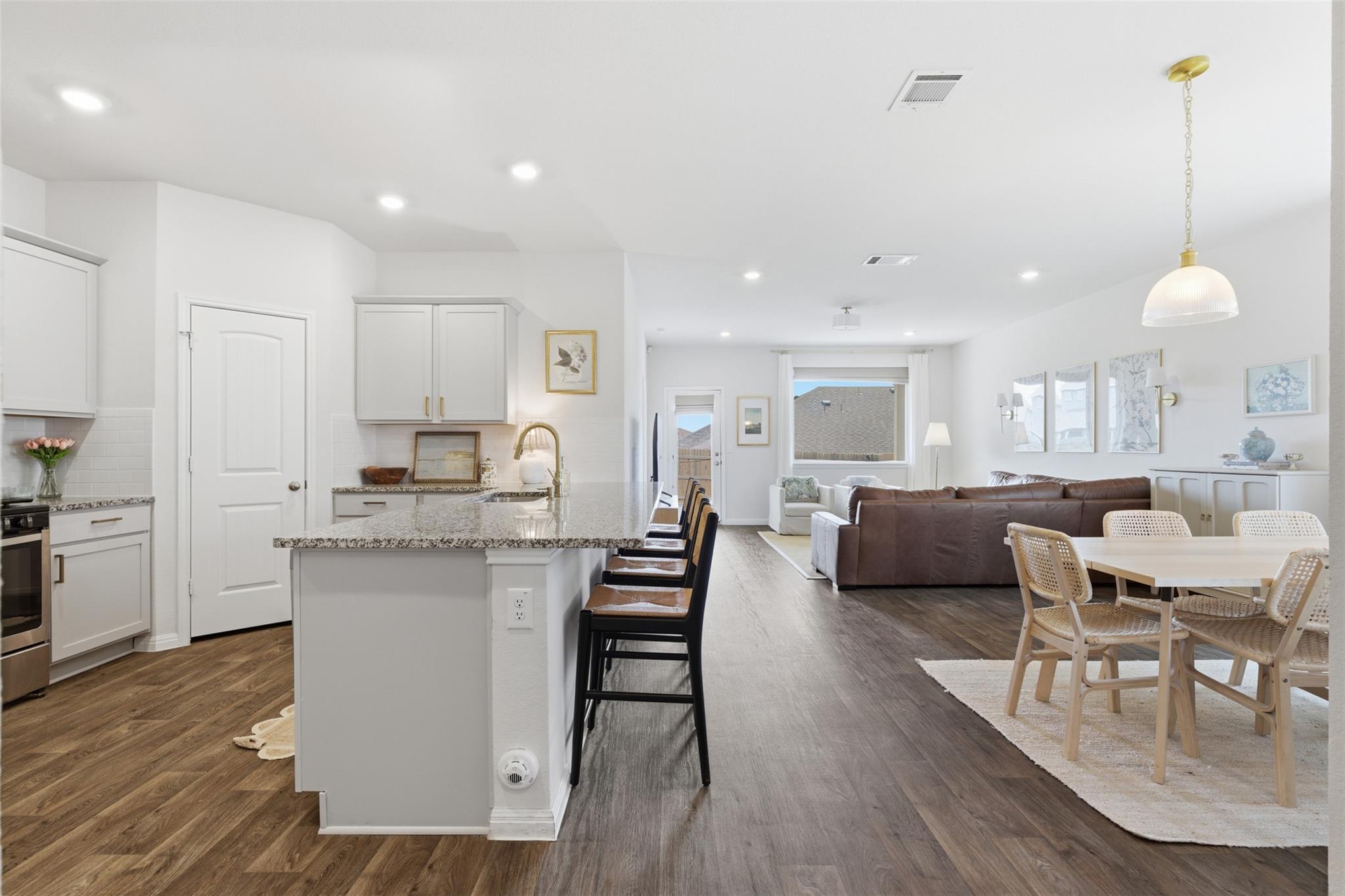 128 Finley Rae Dr, Georgetown, TX 78626