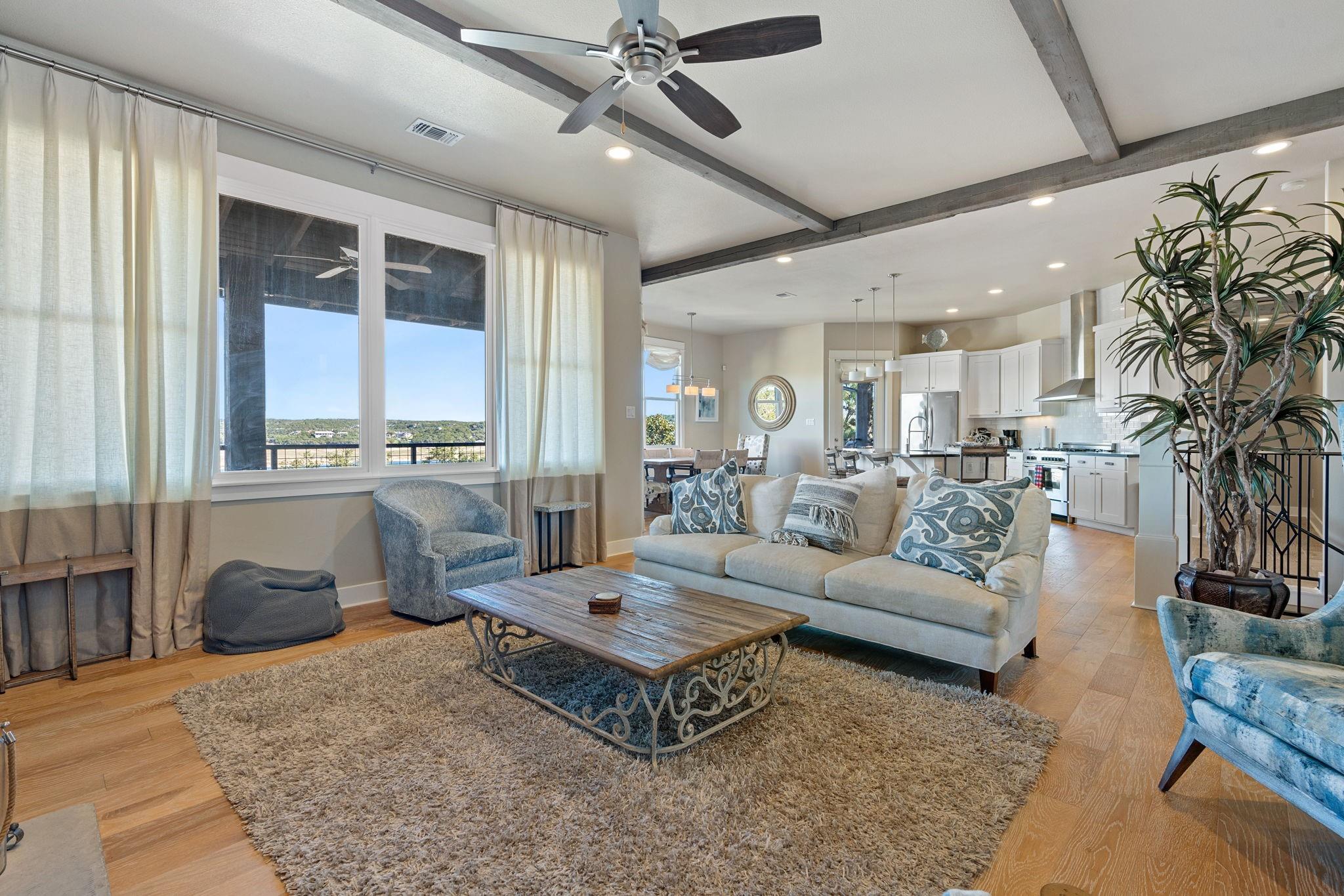 2208 Seabiscuit Cv # 133, Spicewood, TX 78669