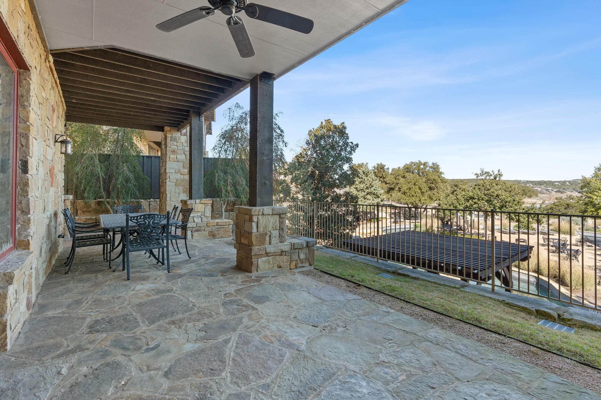 2208 Seabiscuit Cv # 133, Spicewood, TX 78669