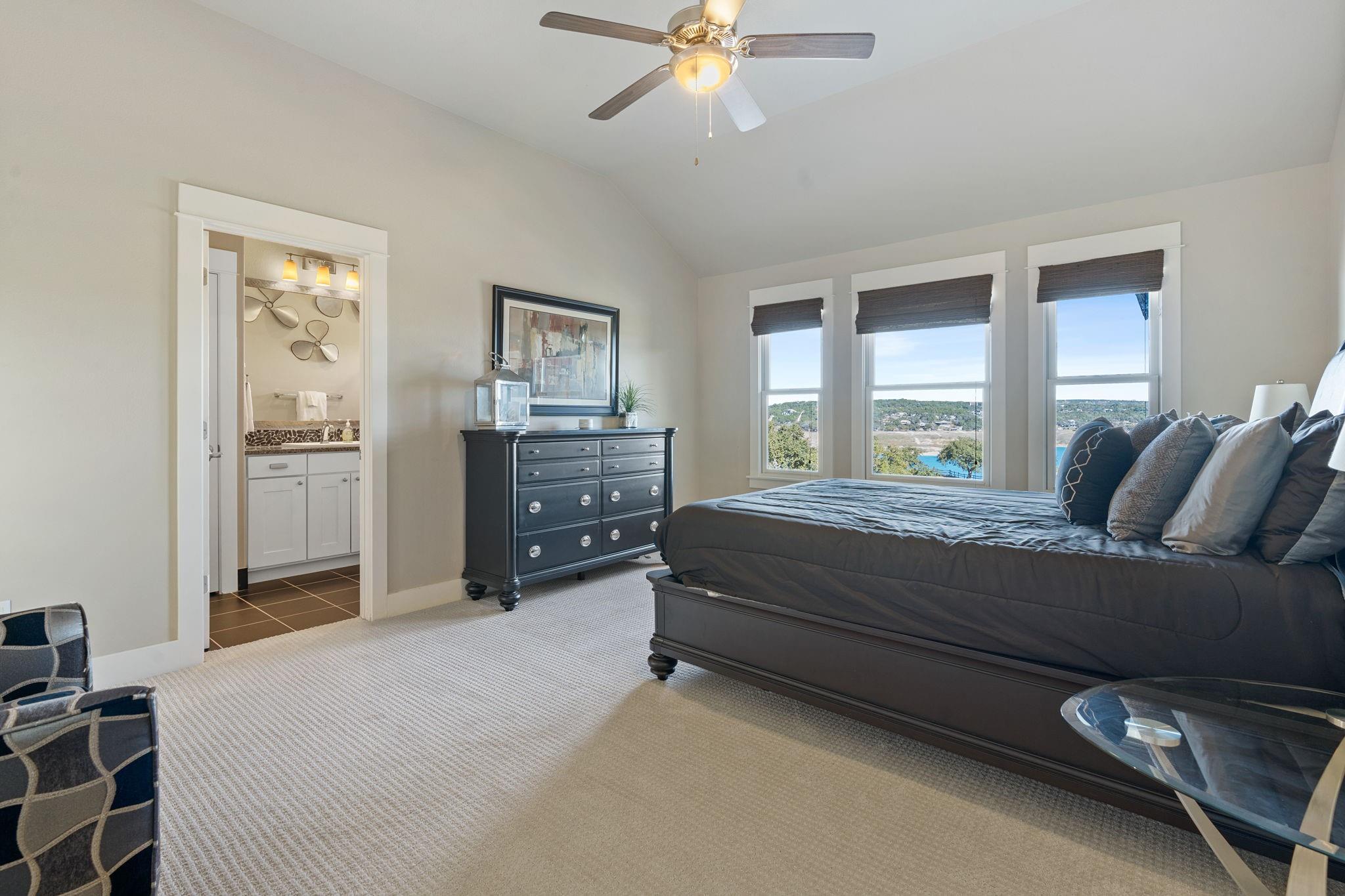 2208 Seabiscuit Cv # 133, Spicewood, TX 78669