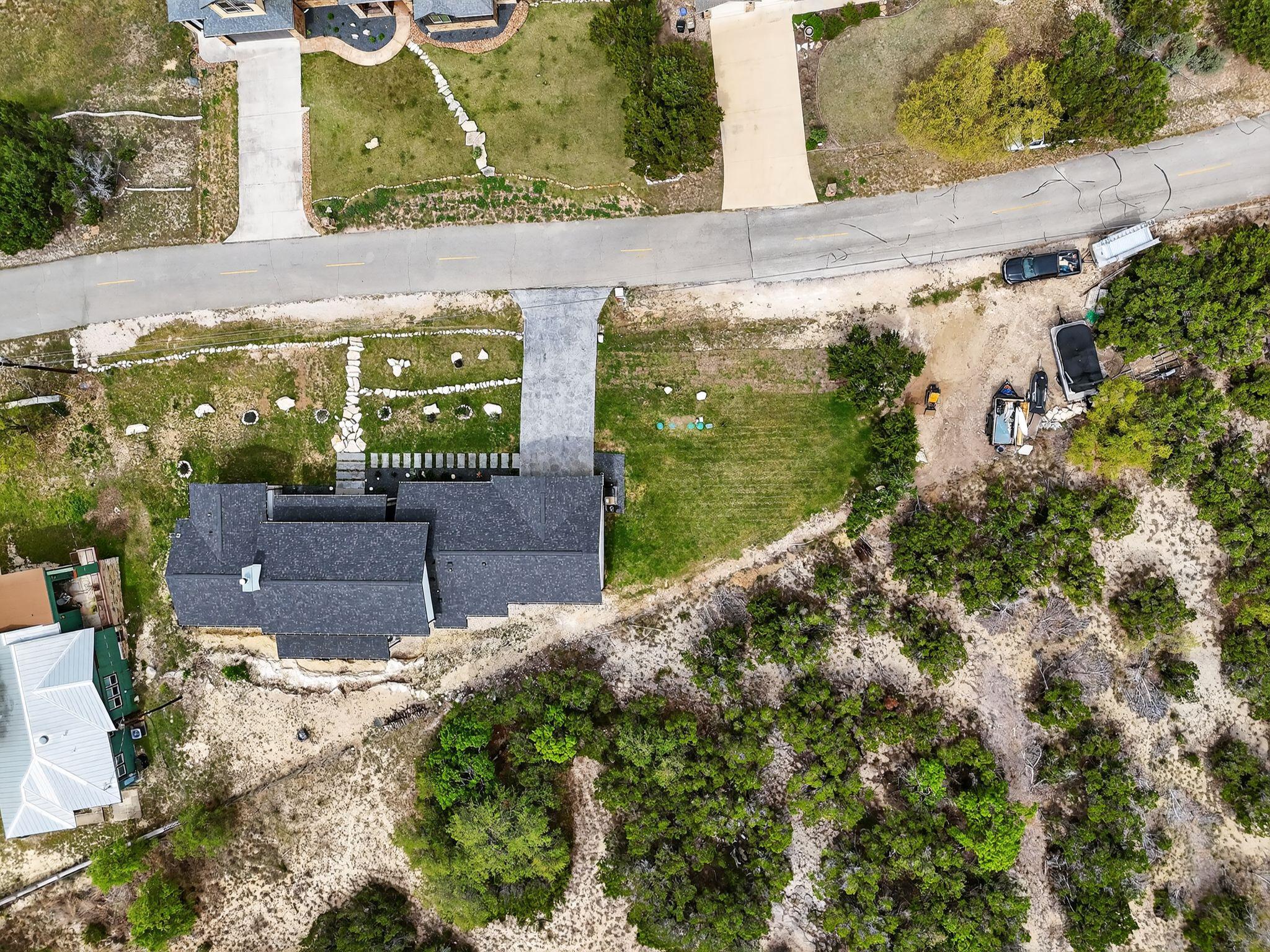913 Larkhall Dr, Spicewood, TX 78669