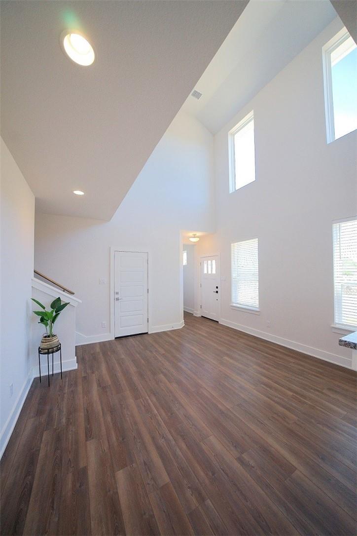 162 Elisha Dr, Liberty Hill, TX 78642