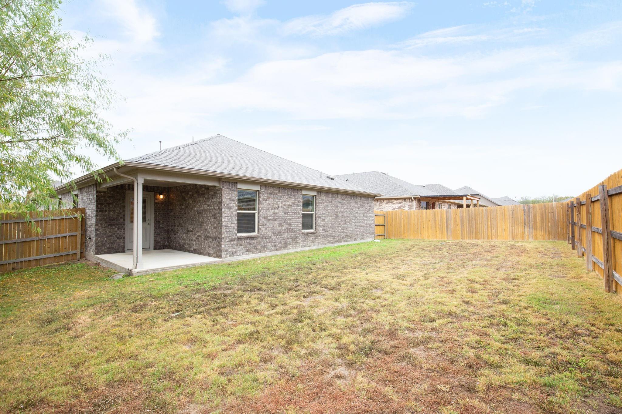 609 Topaz Ln, Leander, TX 78641