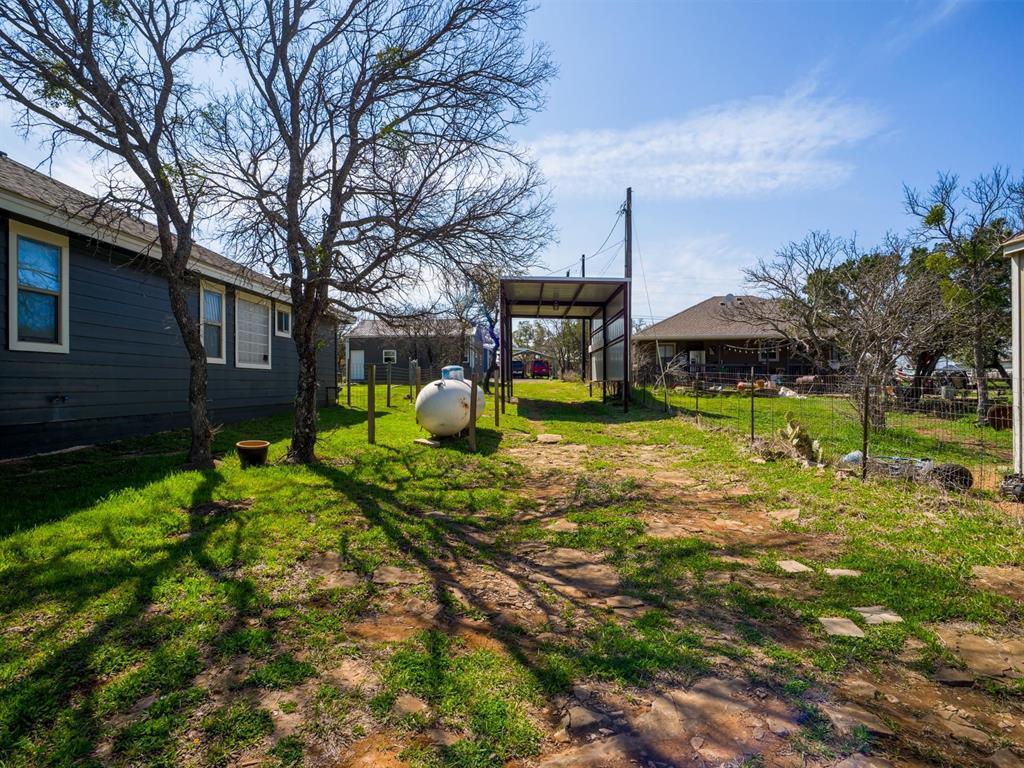 811 Sage St, Burnet, TX 78611