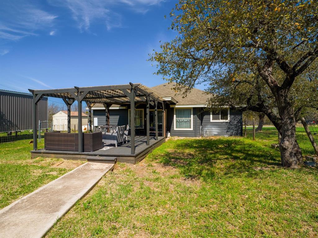 811 Sage St, Burnet, TX 78611