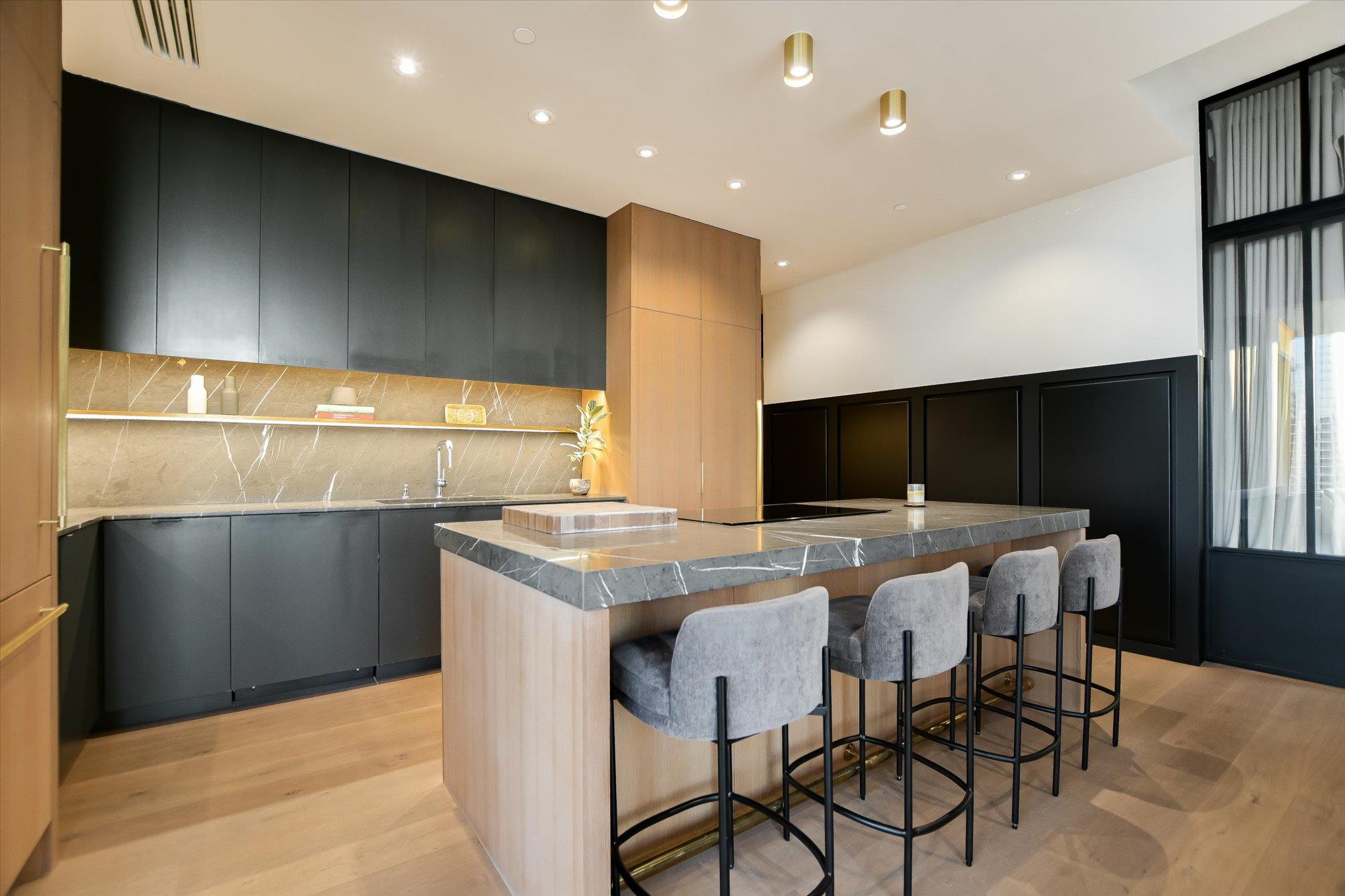 210 Lavaca St # 3108, Austin, TX 78701