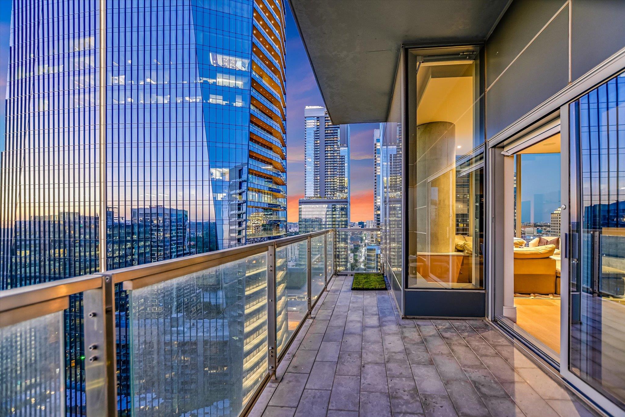 210 Lavaca St # 3108, Austin, TX 78701