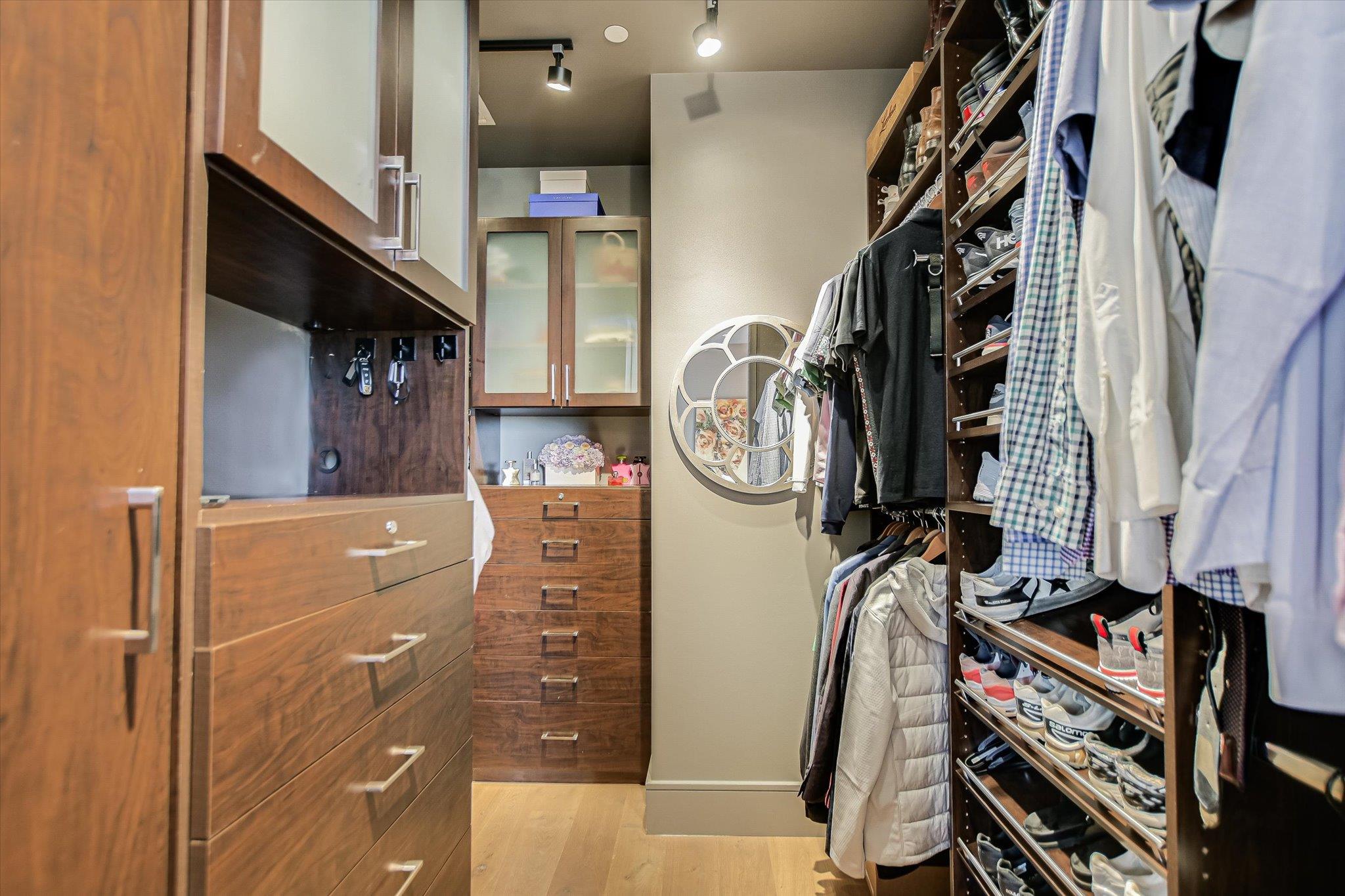 210 Lavaca St # 3108, Austin, TX 78701